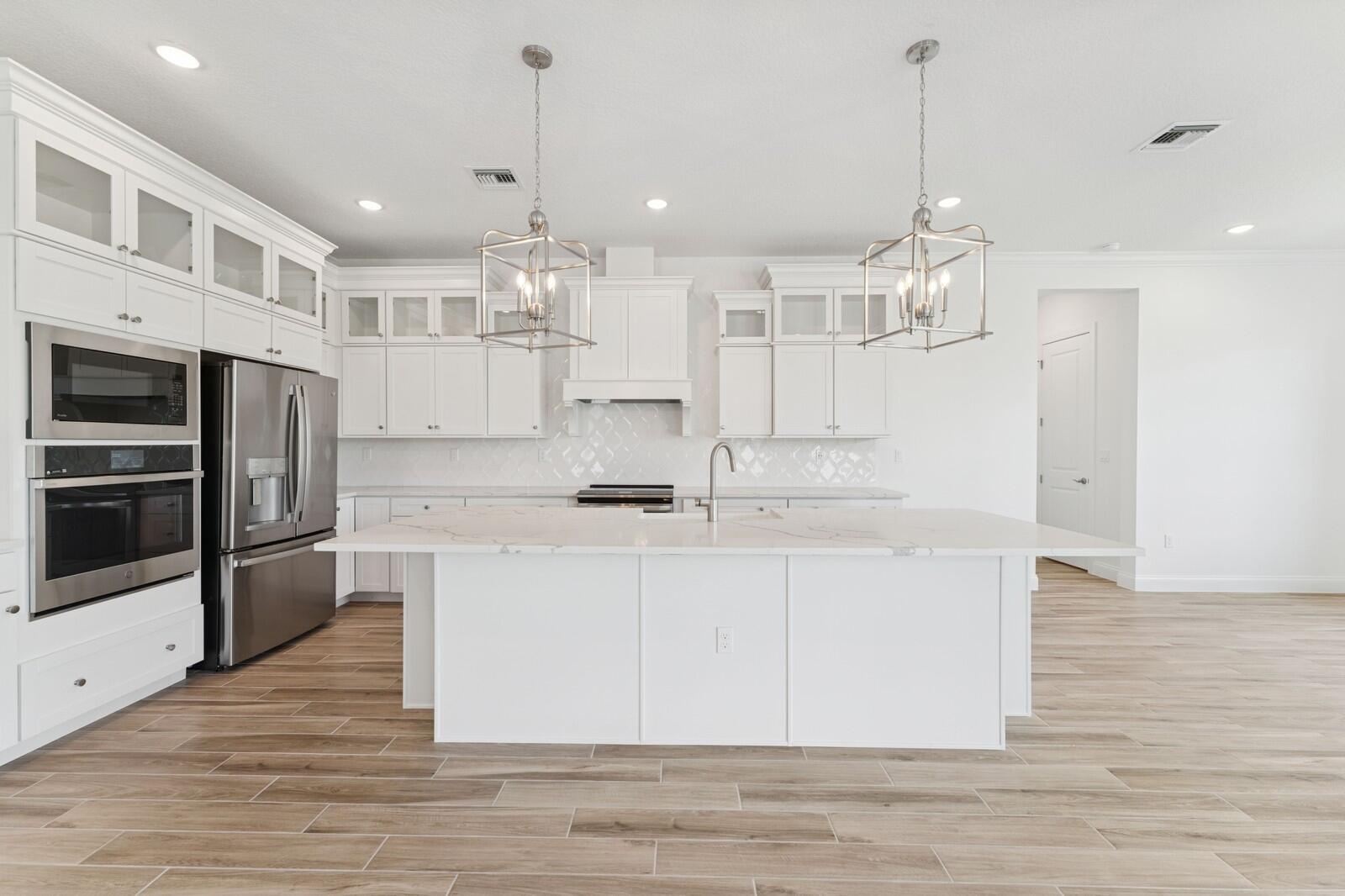 SALERNO RESERVE AT SHOWCASE PUD - Residential
