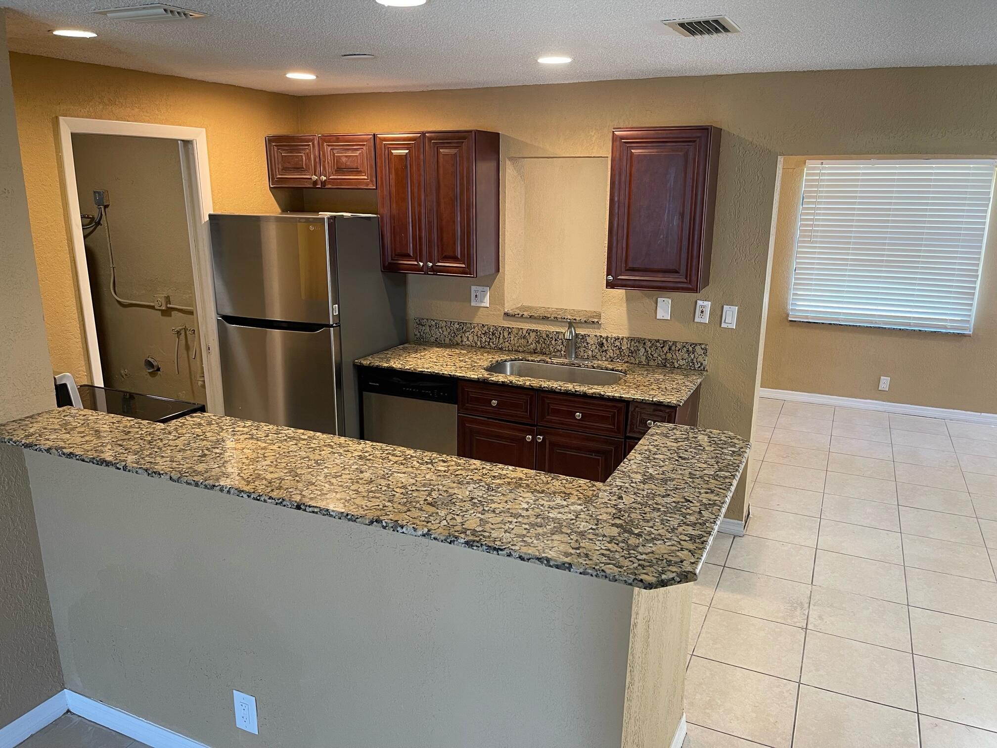 FEDERAL GARDENS 4 - Residential