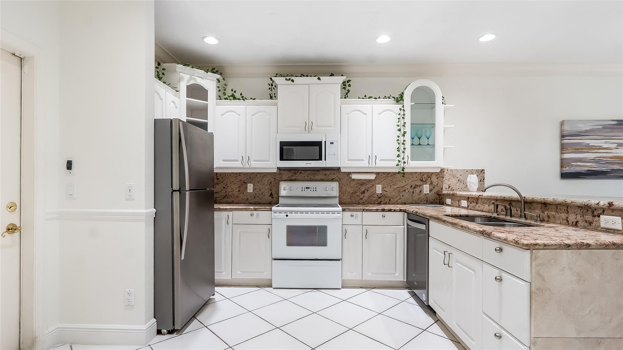 POMPANO BEACH BLOUNT BROS - Residential Lease