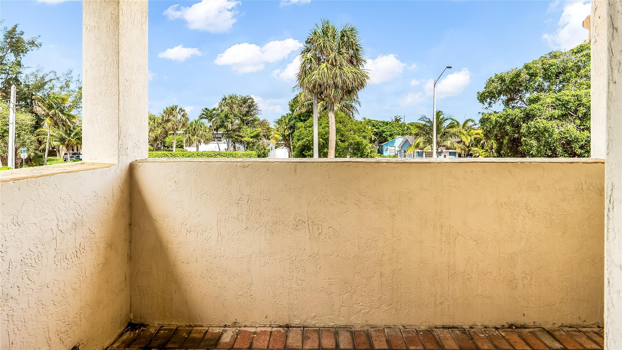 POMPANO BEACH BLOUNT BROS - Residential Lease