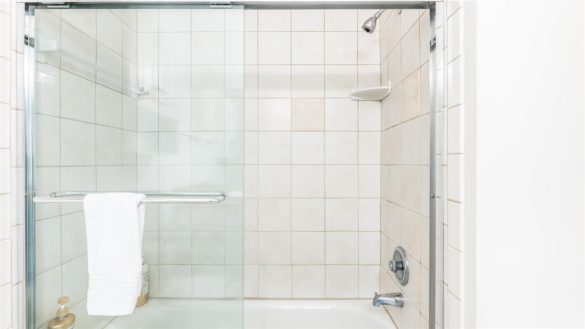 POMPANO BEACH BLOUNT BROS - Residential Lease