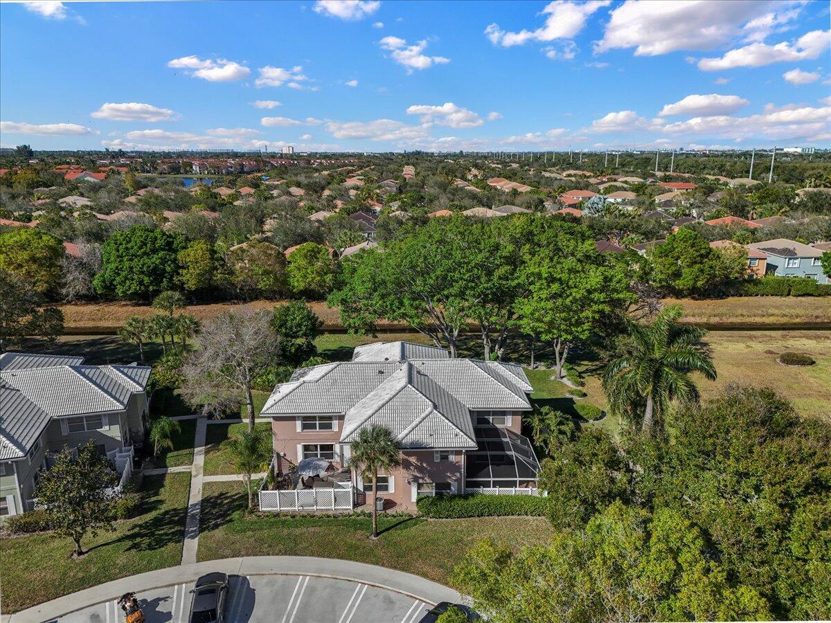 STAMFORD AT THE VILLAGES OF PALM BEACH L - Residential Lease