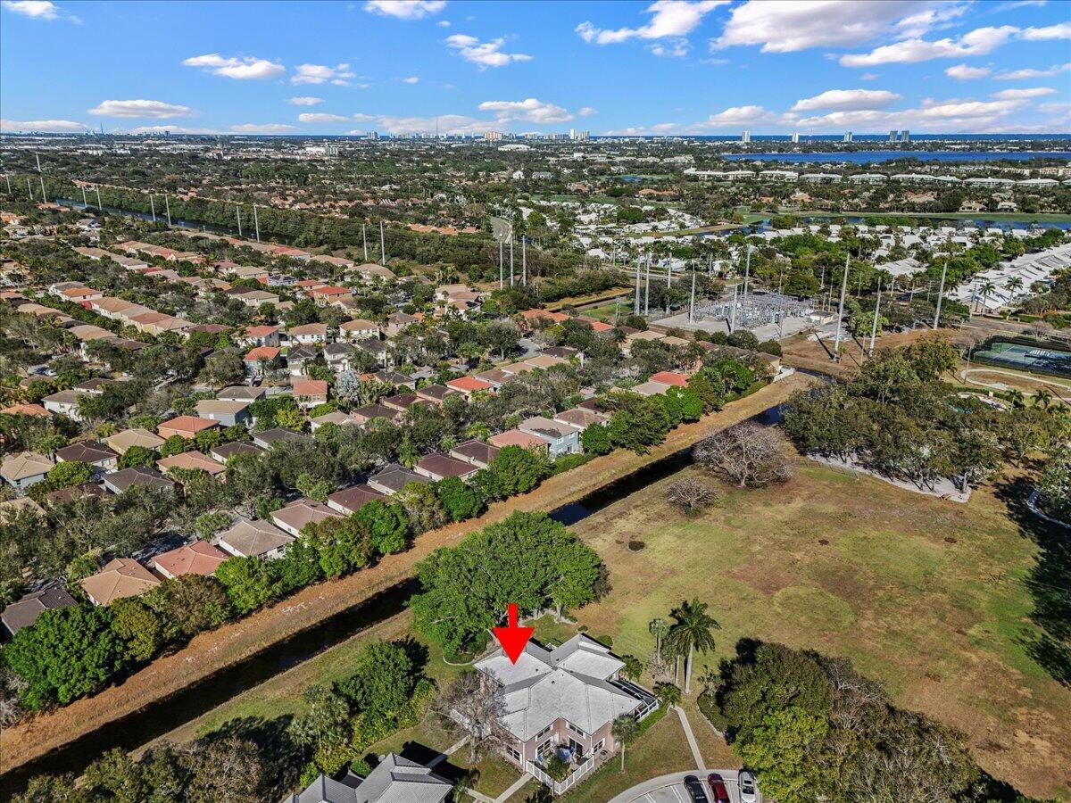STAMFORD AT THE VILLAGES OF PALM BEACH L - Residential Lease