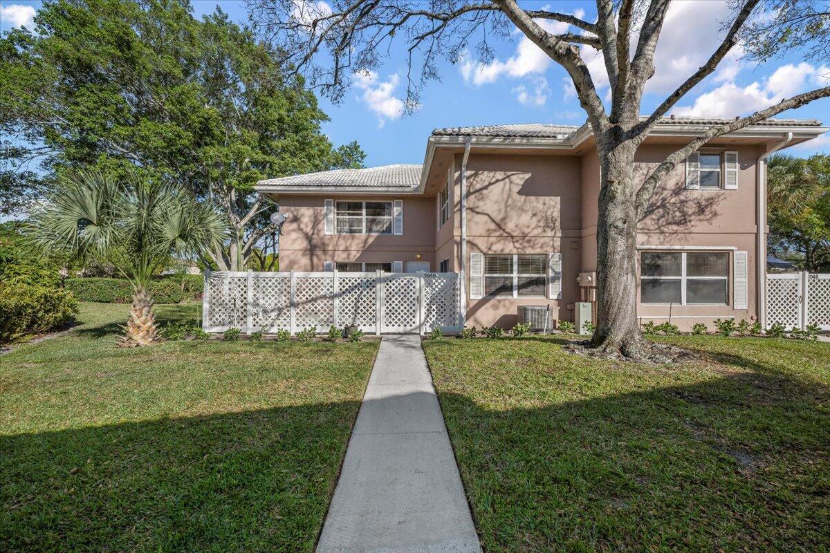 STAMFORD AT THE VILLAGES OF PALM BEACH L - Residential Lease