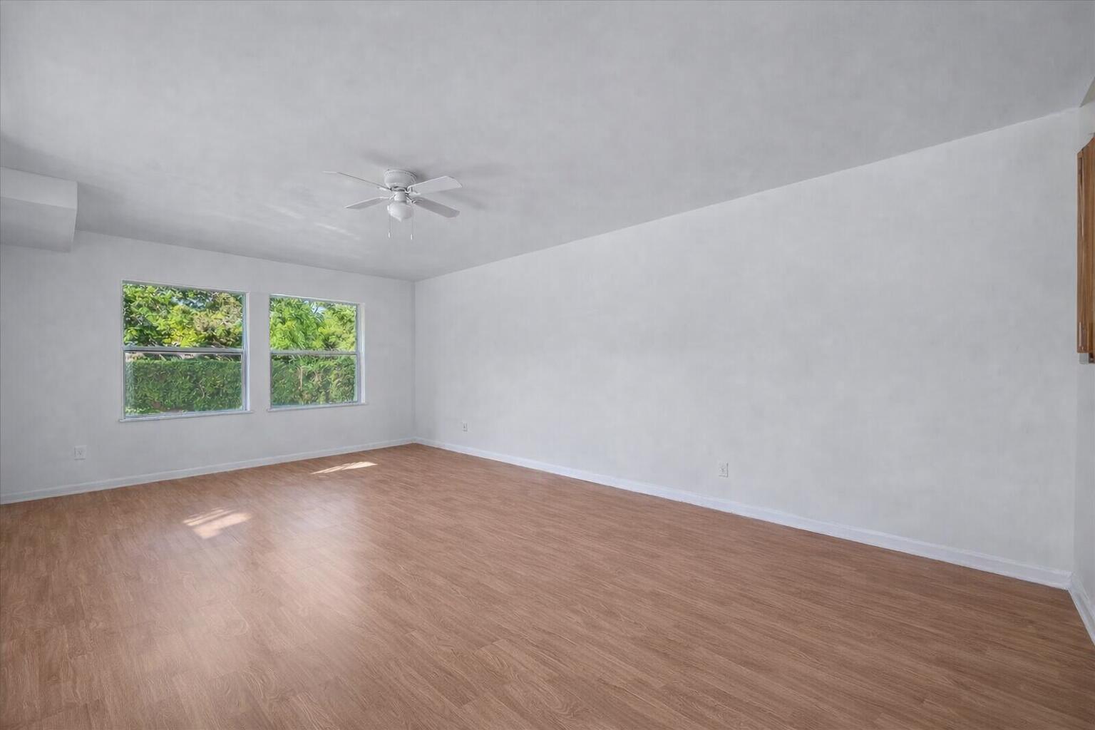 STAMFORD AT THE VILLAGES OF PALM BEACH L - Residential Lease