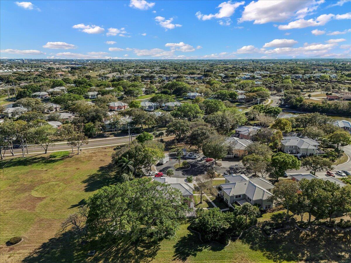STAMFORD AT THE VILLAGES OF PALM BEACH L - Residential Lease