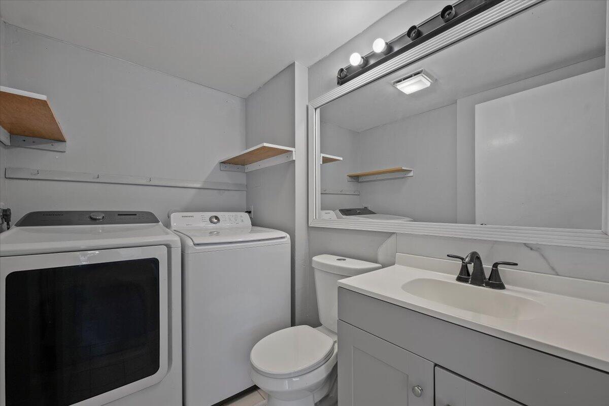 STAMFORD AT THE VILLAGES OF PALM BEACH L - Residential Lease