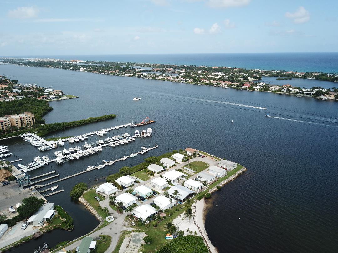 HYPOLUXO HARBOR CLUB CO-OP - Residential Lease