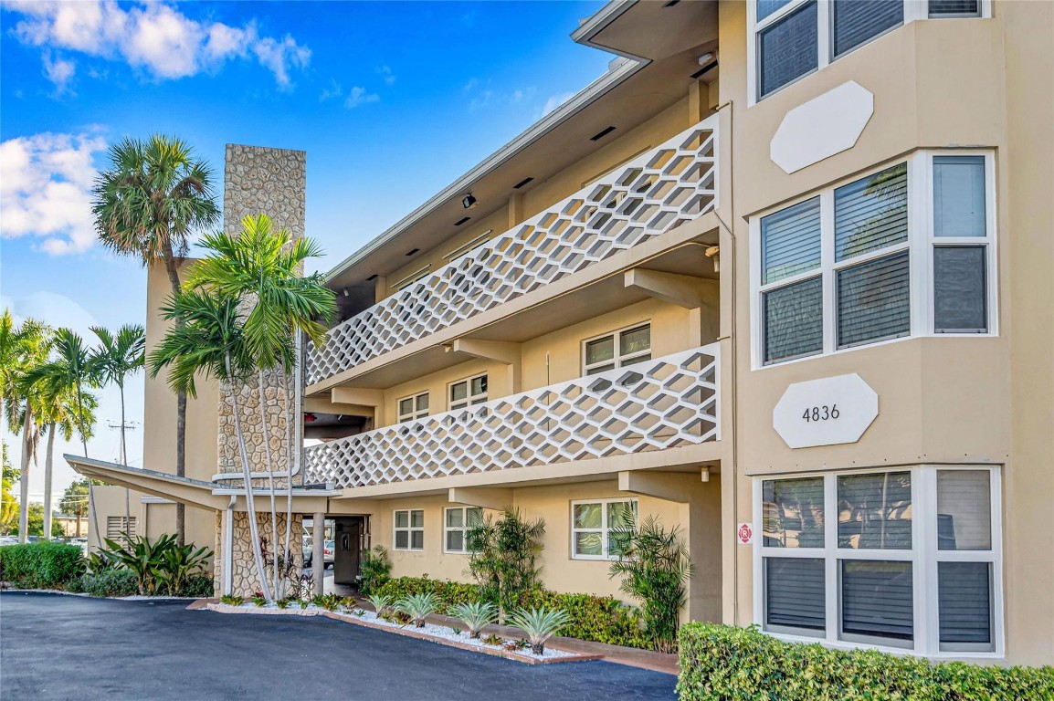 Country Club Terrace - Residential