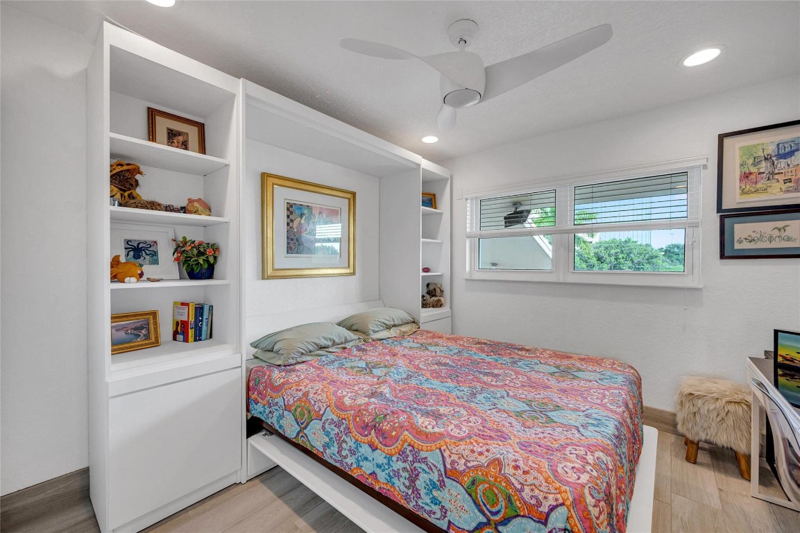 Country Club Terrace - Residential