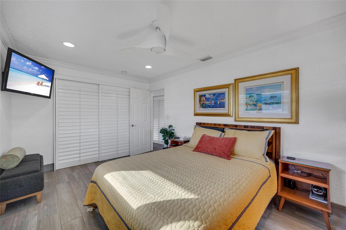 Country Club Terrace - Residential