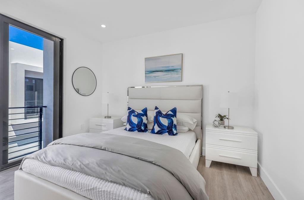 WILTON SPRINGS - Residential