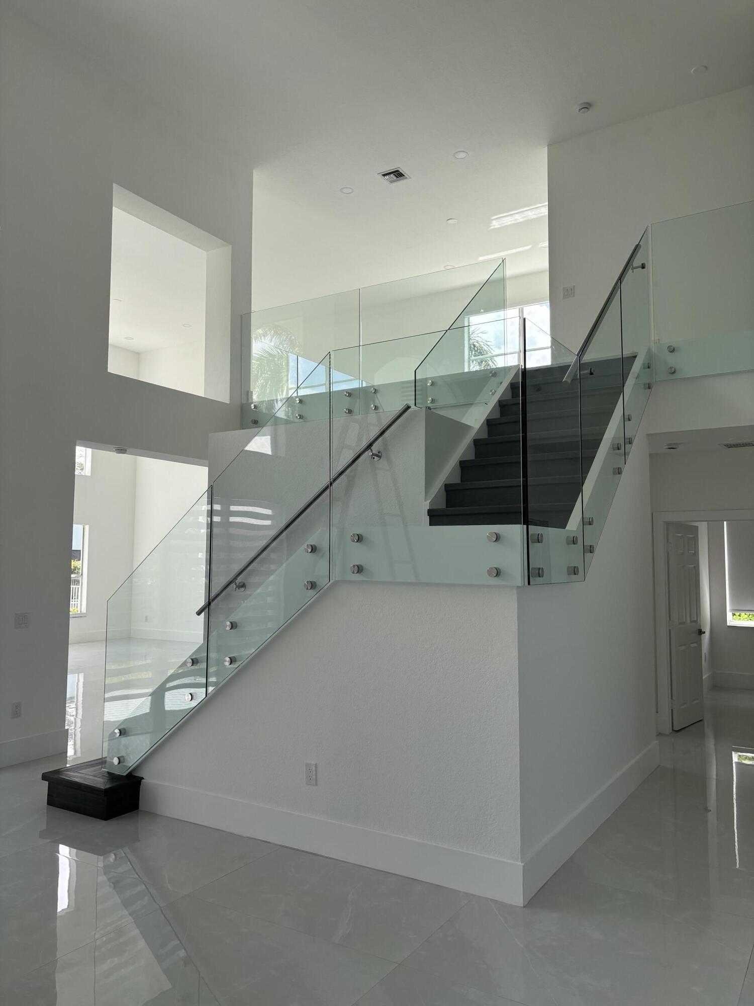SUNSET LAKES PLAT THREE - Residential