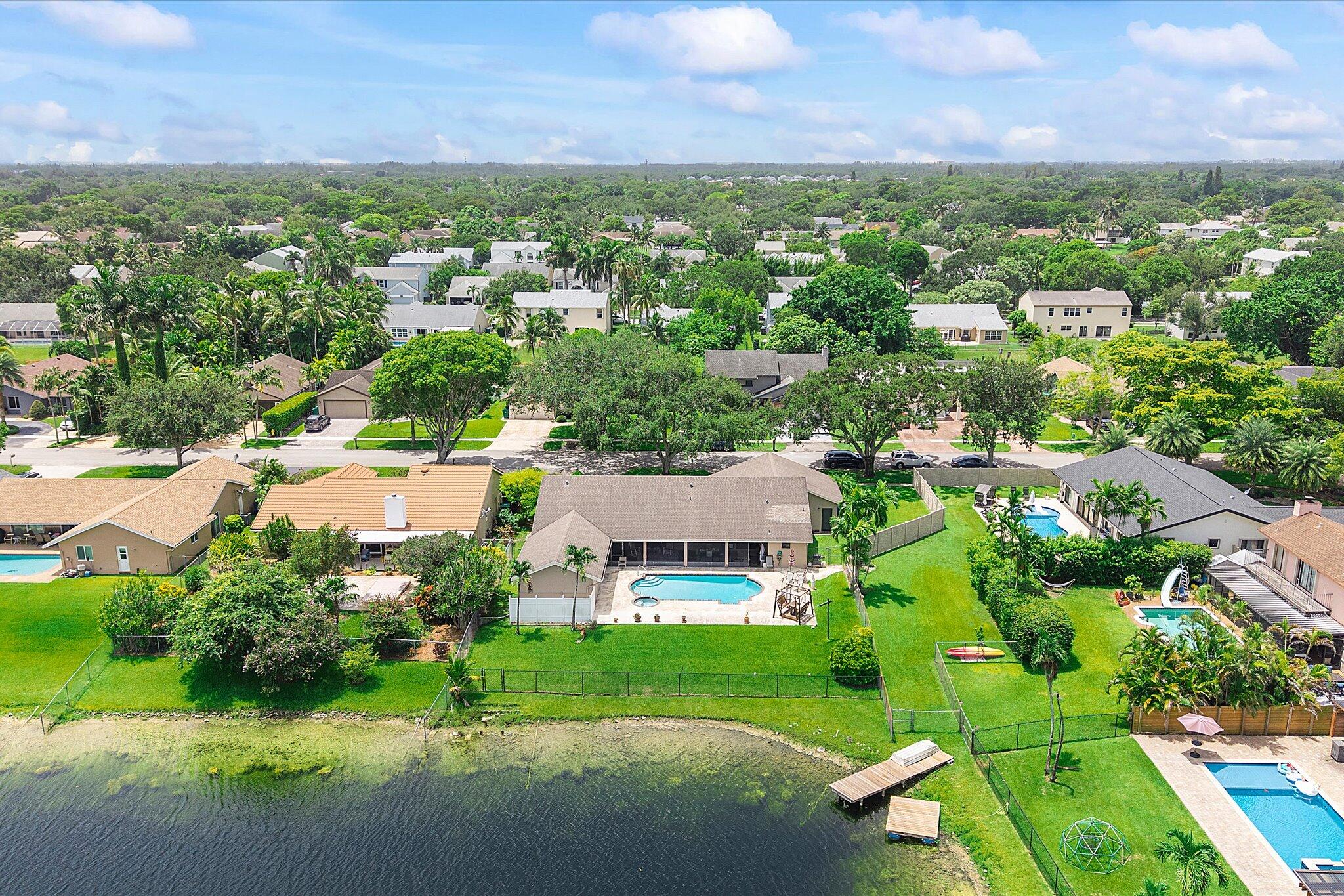 PINE LAKE - Residential