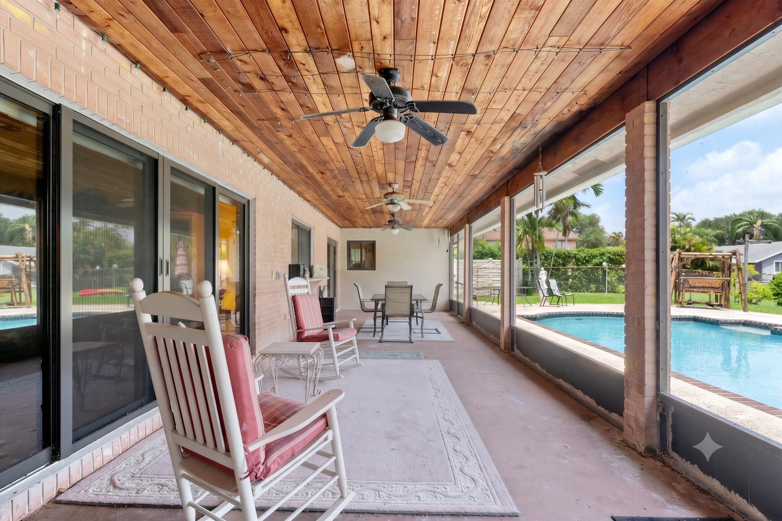 PINE LAKE - Residential