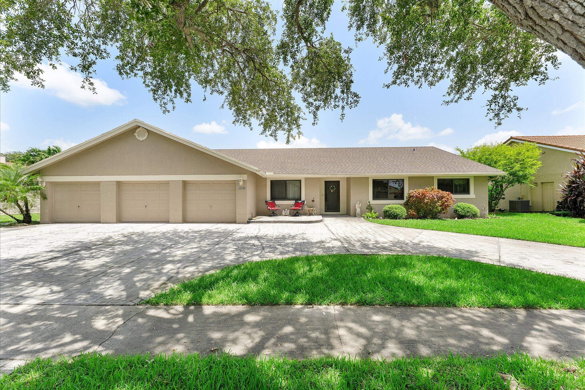 PINE LAKE - Residential