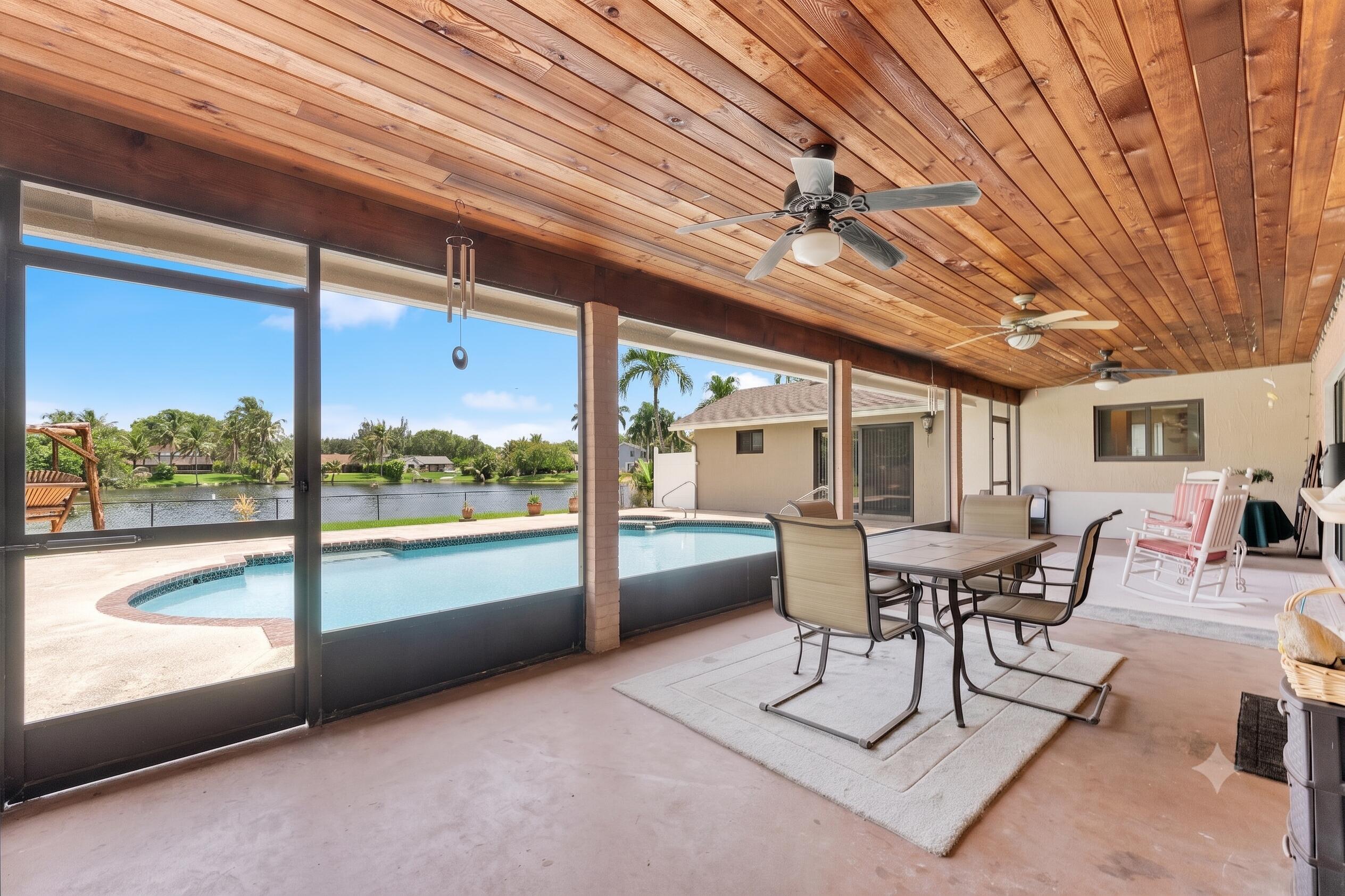 PINE LAKE - Residential