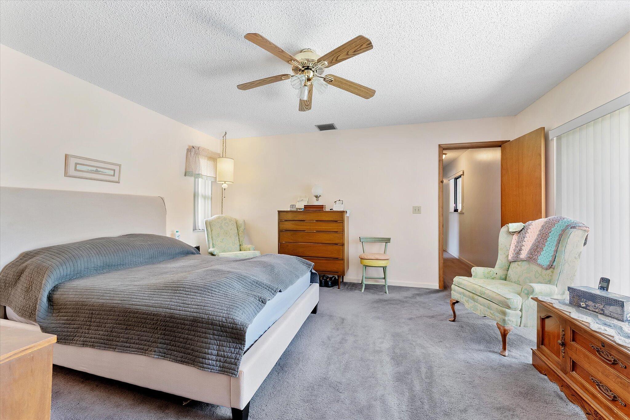 PINE LAKE - Residential