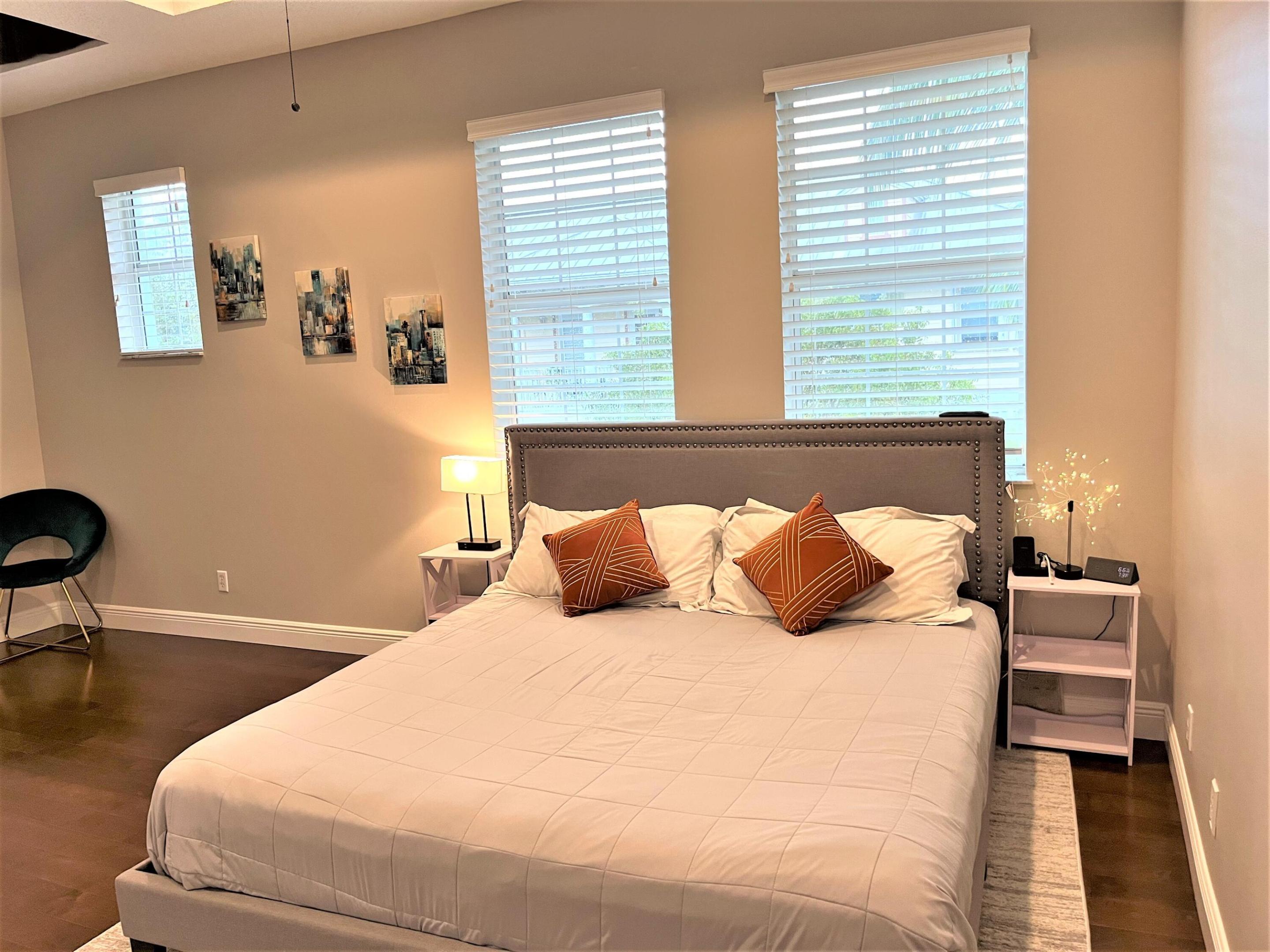 ABACOA TOWN CENTER 3 - Residential Lease