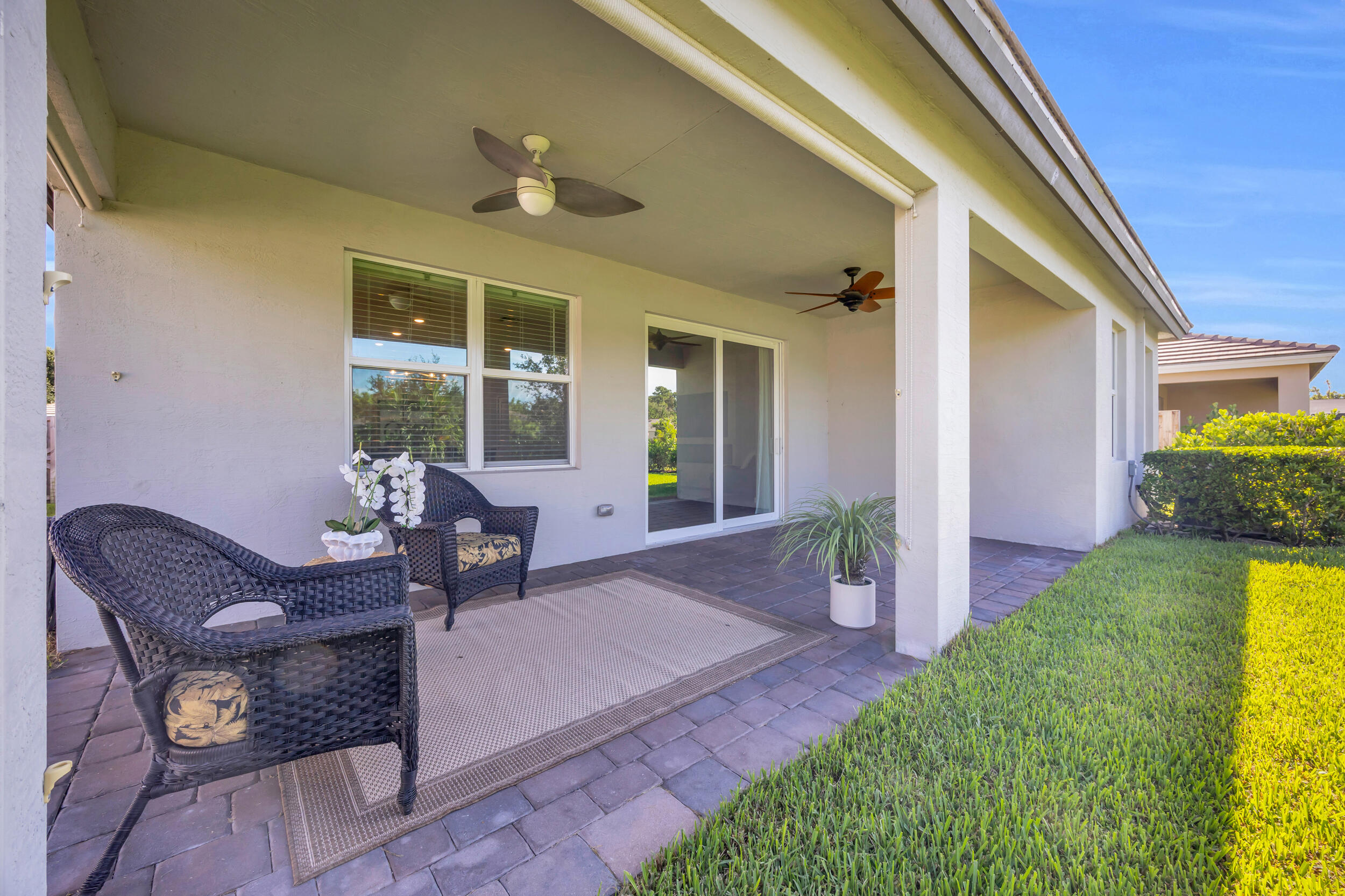 BERRY GROVE - Residential