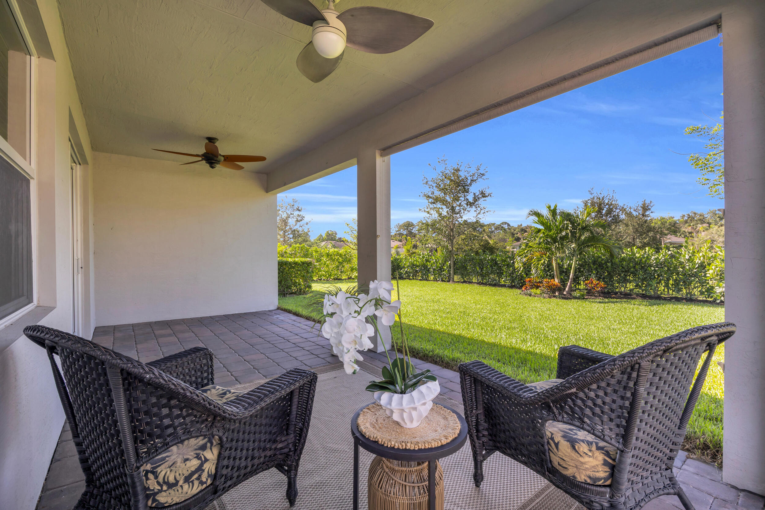 BERRY GROVE - Residential