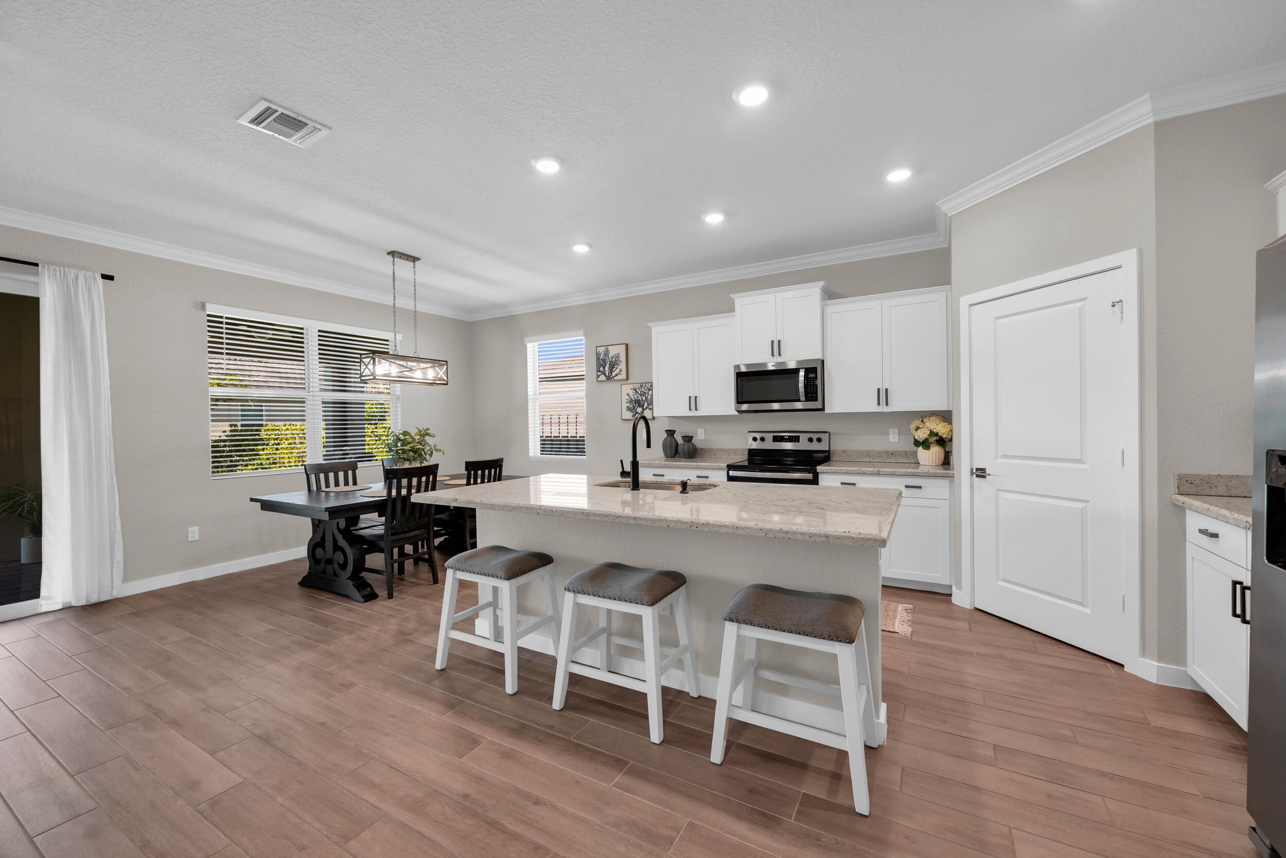 BERRY GROVE - Residential