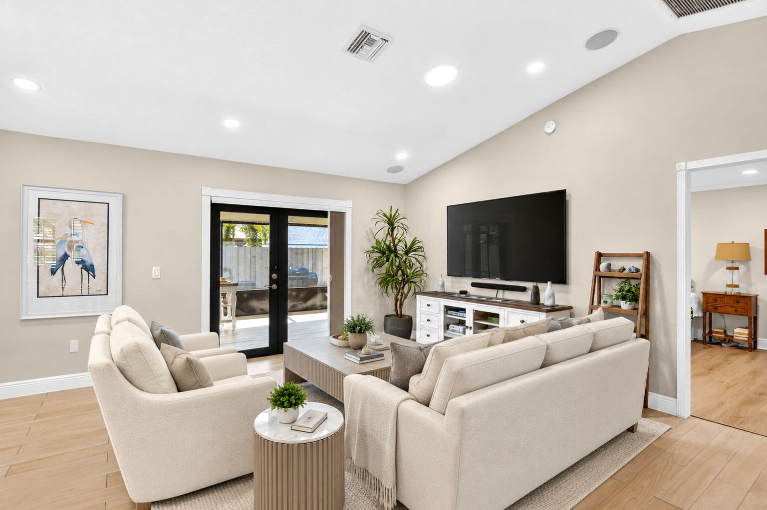 RIVERGLEN EAST - Residential