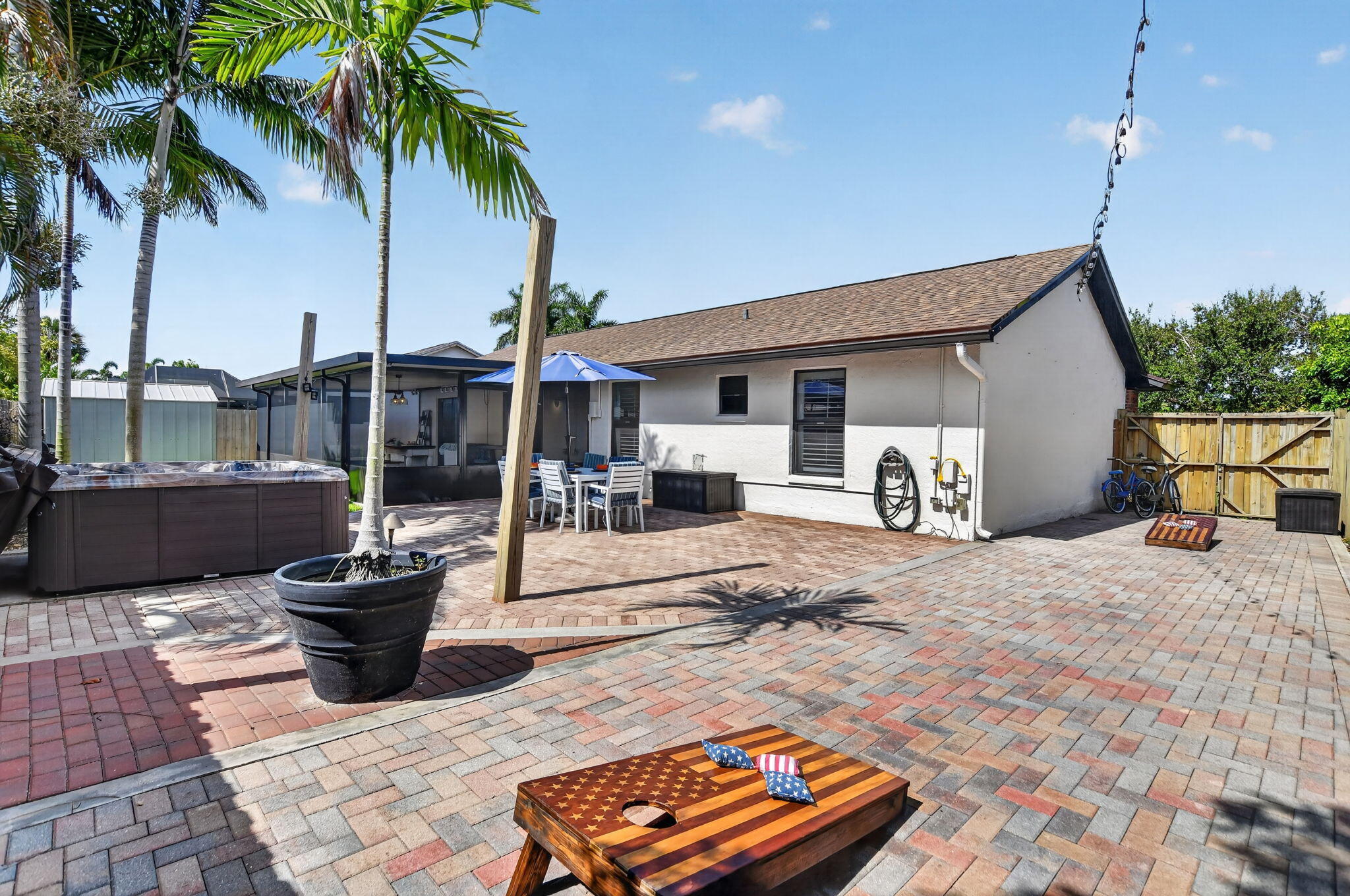 RIVERGLEN EAST - Residential