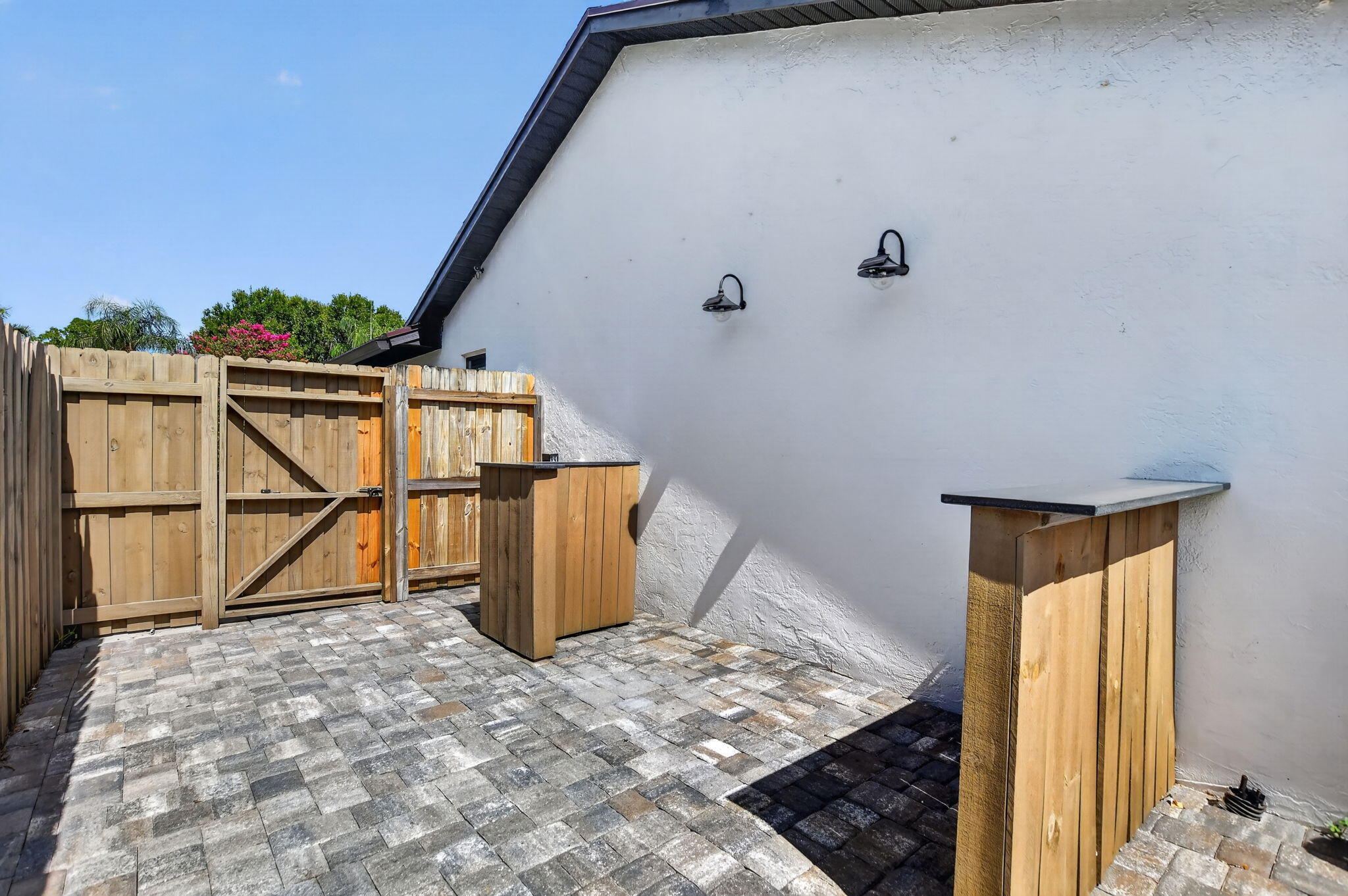 RIVERGLEN EAST - Residential