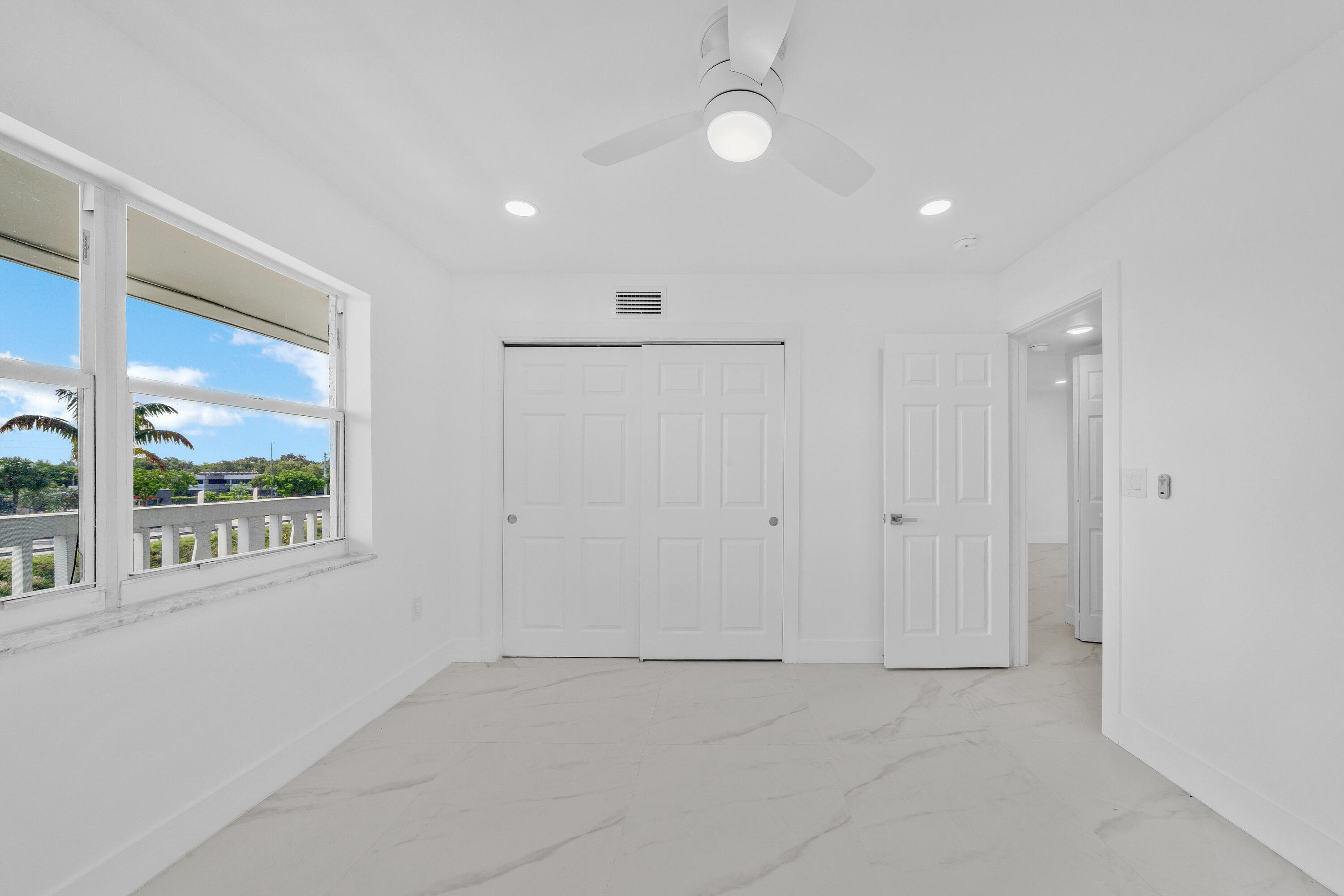 SANDALFOOT SOUTH THREE CONDO - Residential