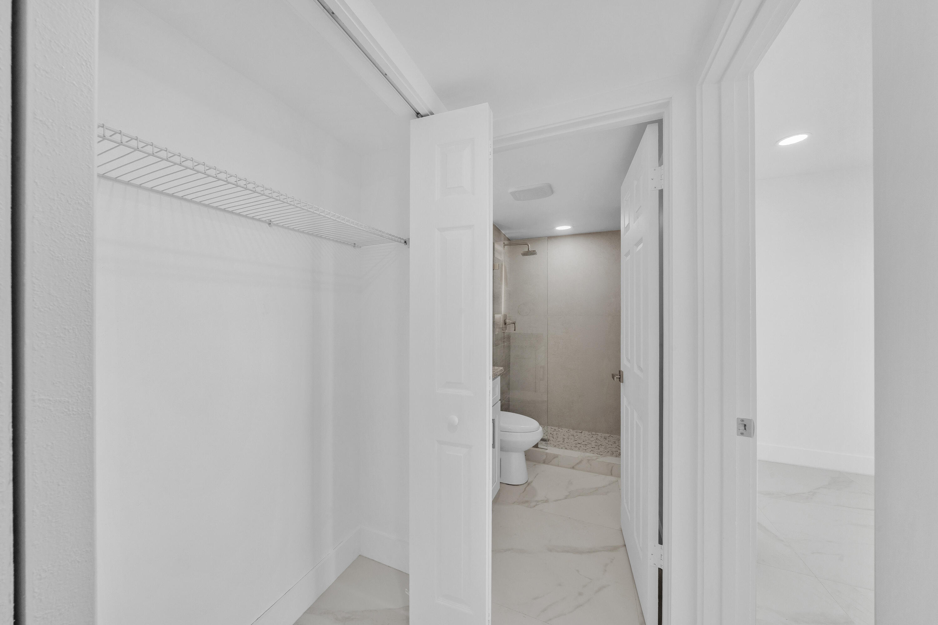 SANDALFOOT SOUTH THREE CONDO - Residential
