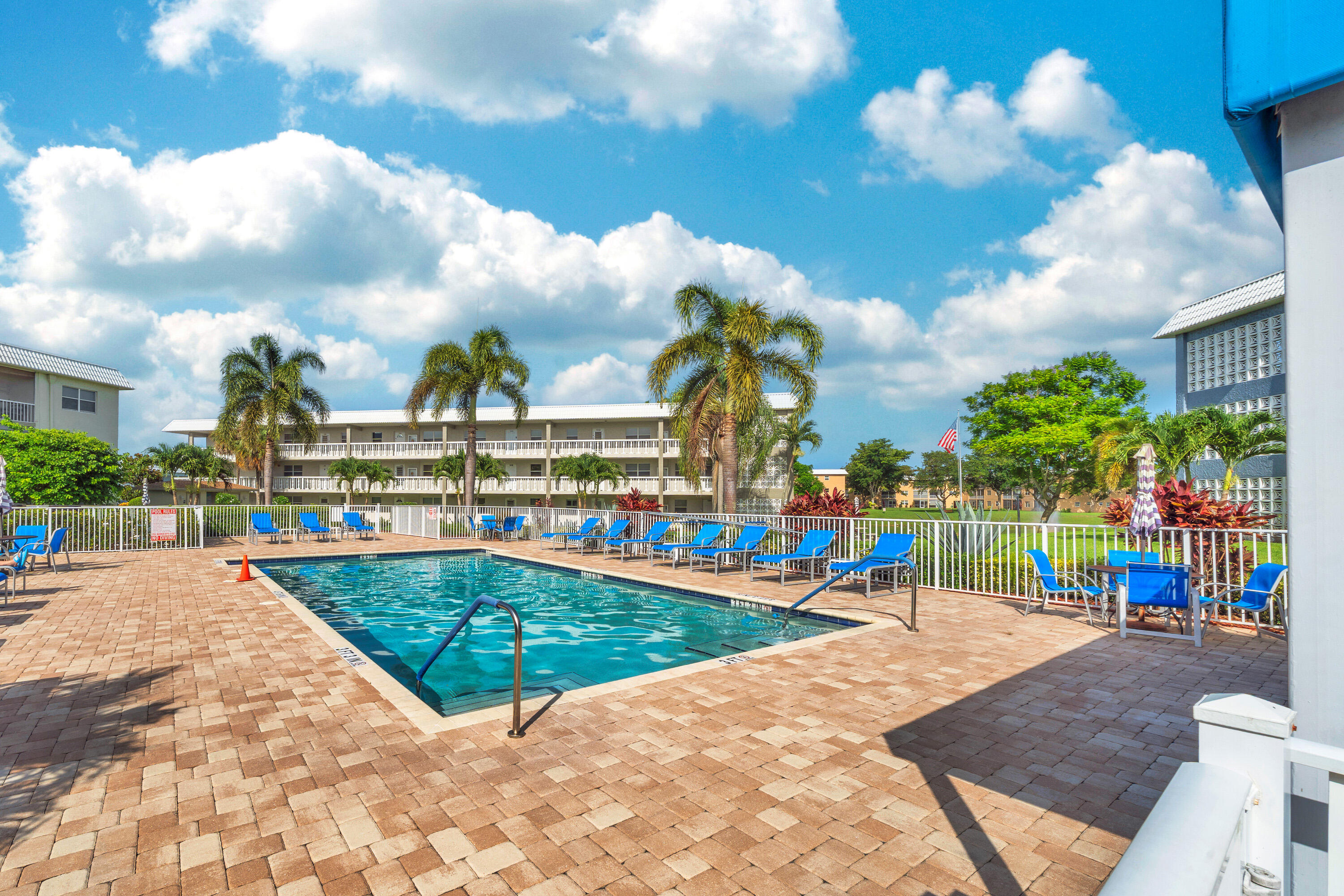 SANDALFOOT SOUTH THREE CONDO - Residential