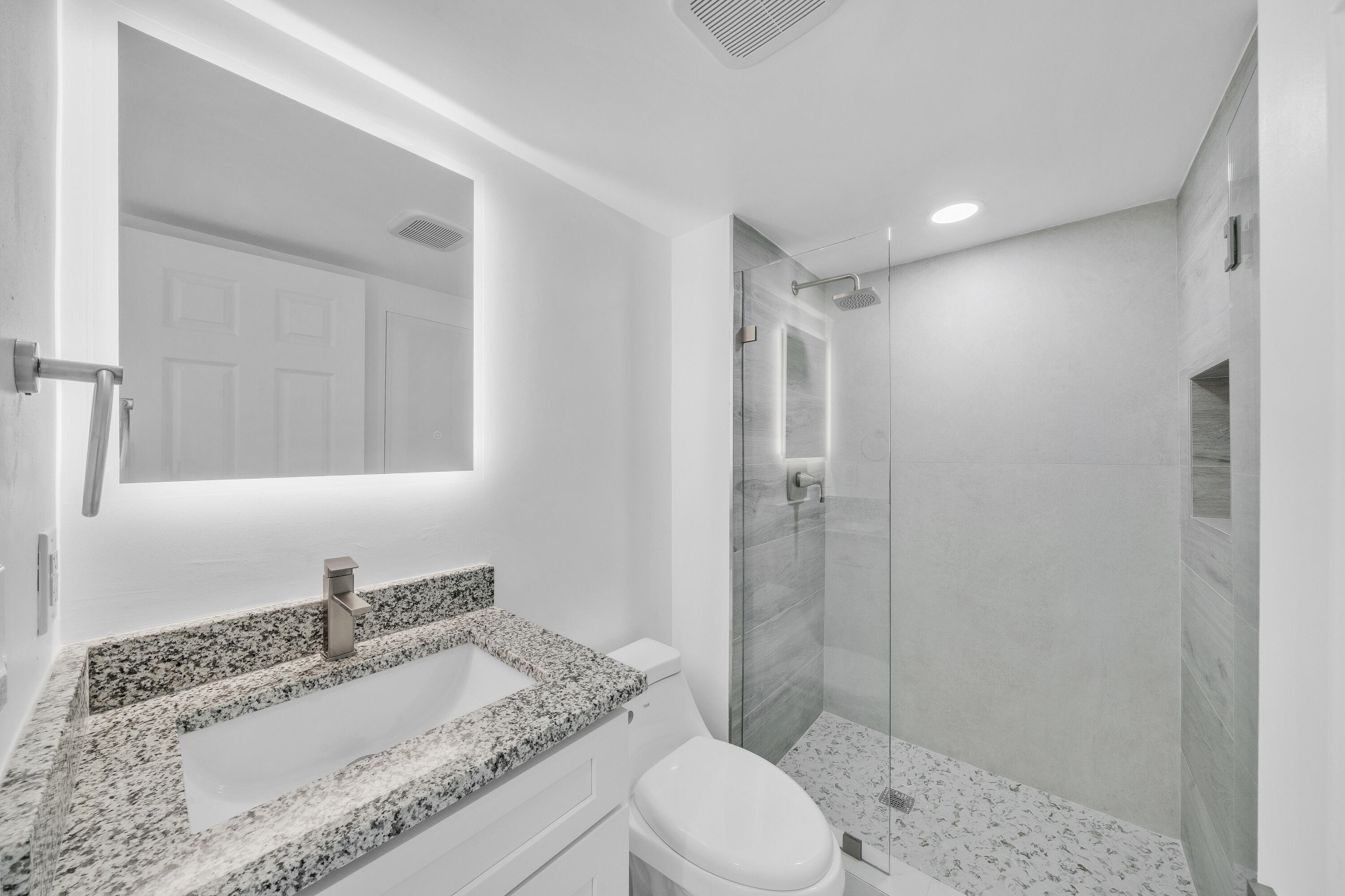 SANDALFOOT SOUTH THREE CONDO - Residential