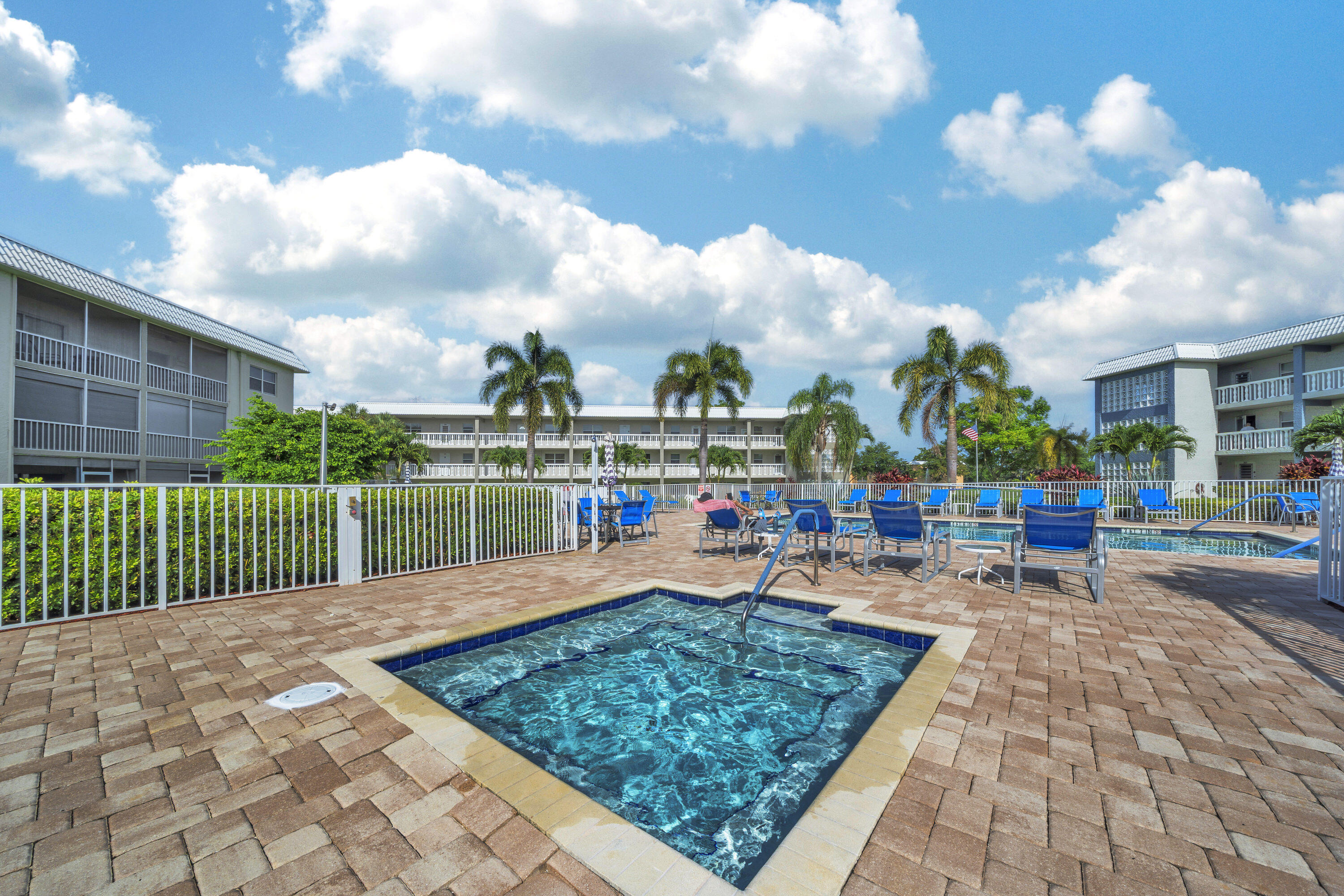 SANDALFOOT SOUTH THREE CONDO - Residential