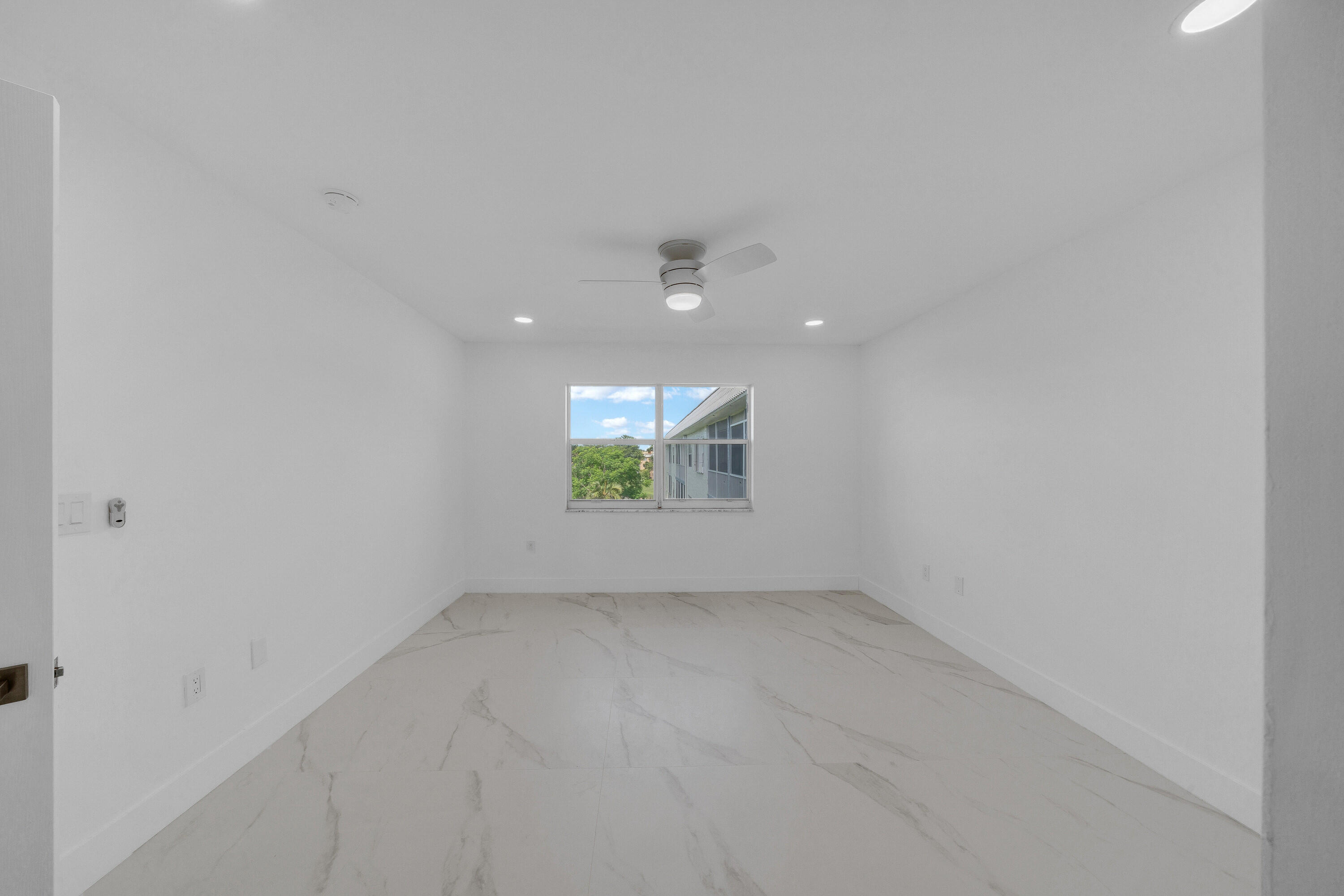SANDALFOOT SOUTH THREE CONDO - Residential
