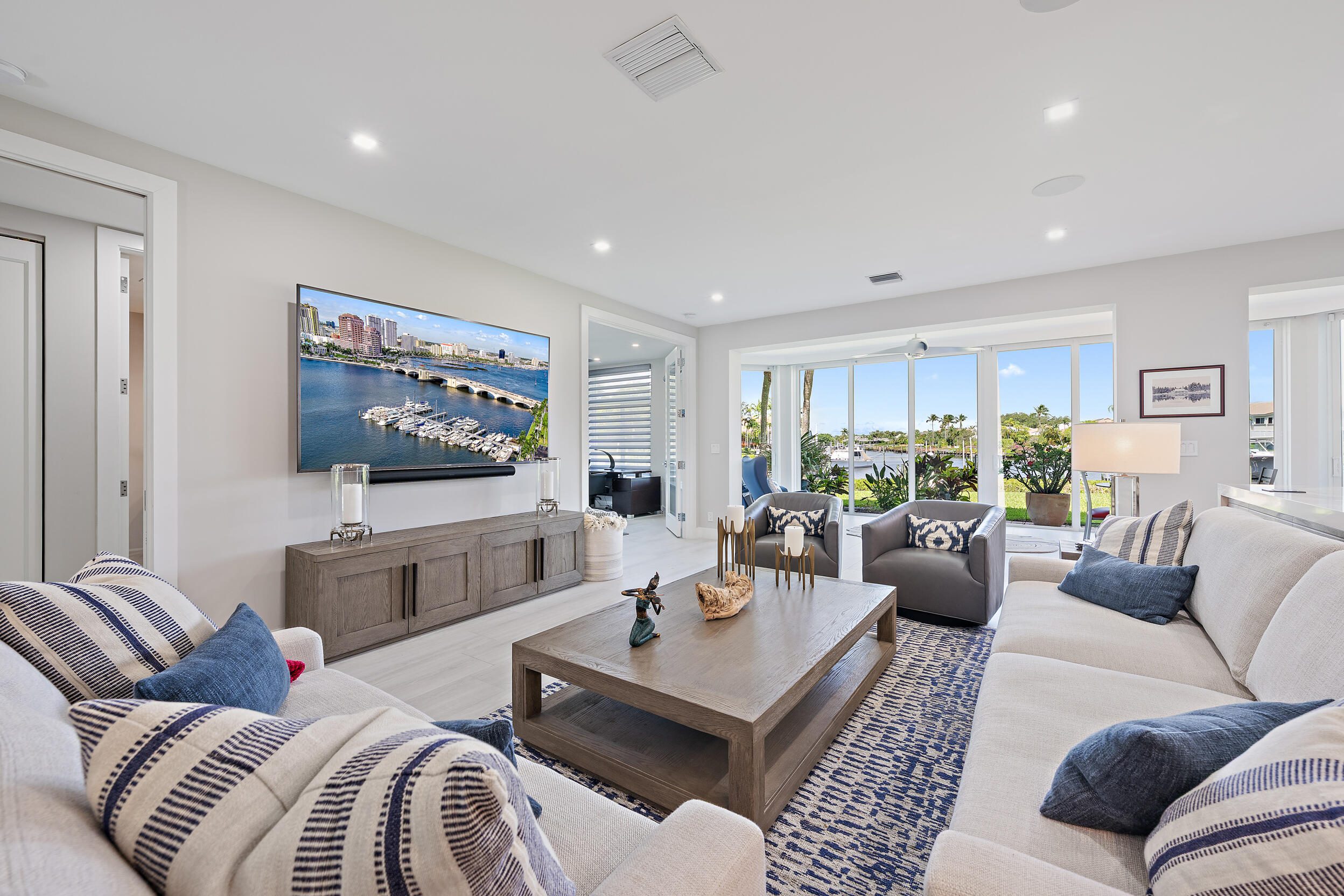 Admirals Cove - Residential