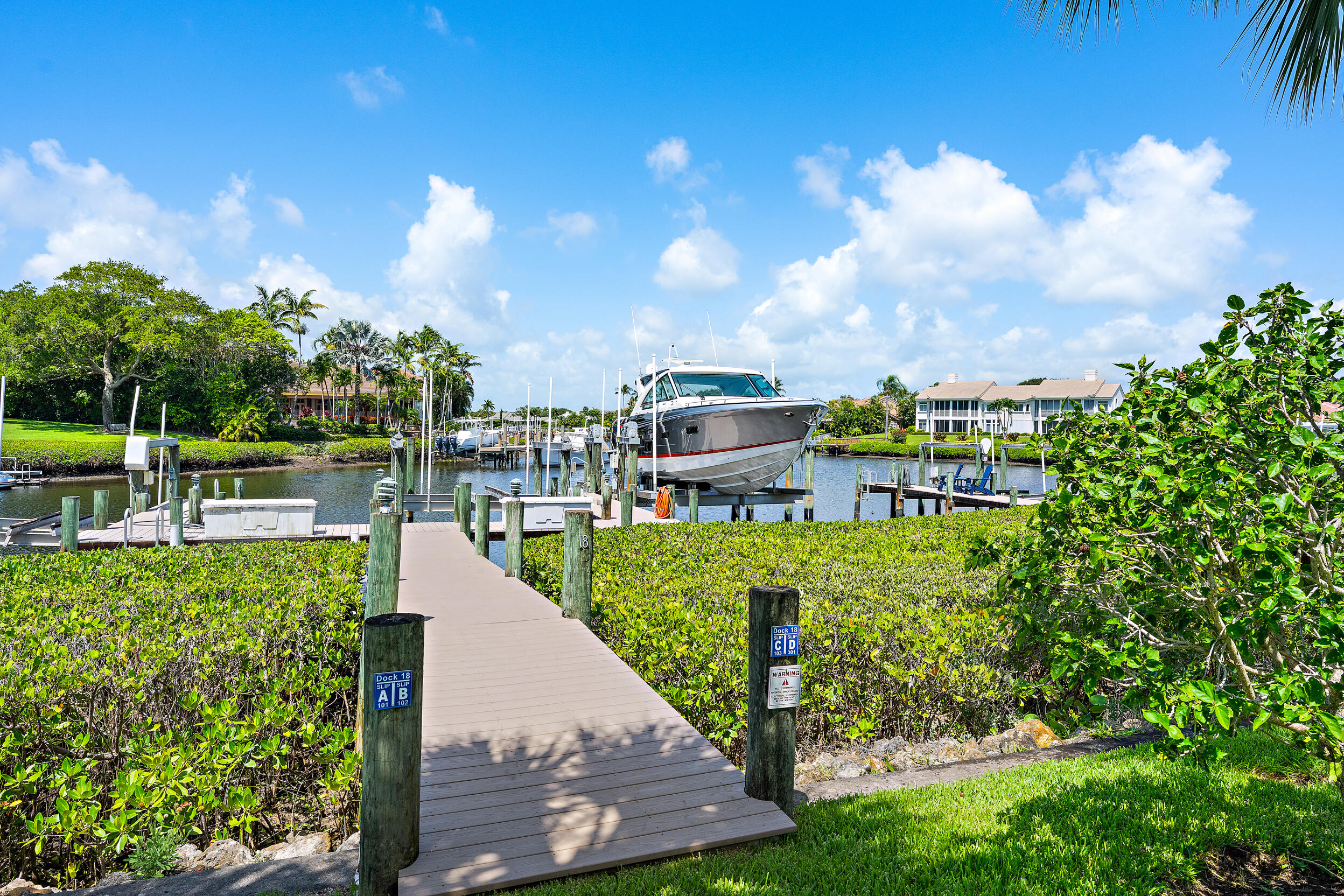 Admirals Cove - Residential