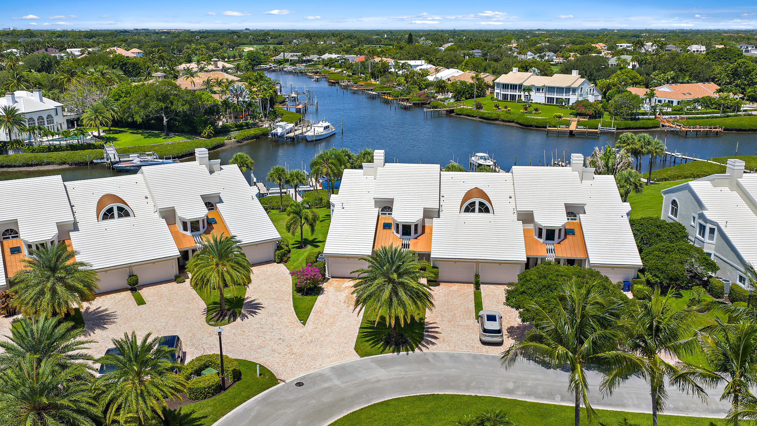 Admirals Cove - Residential