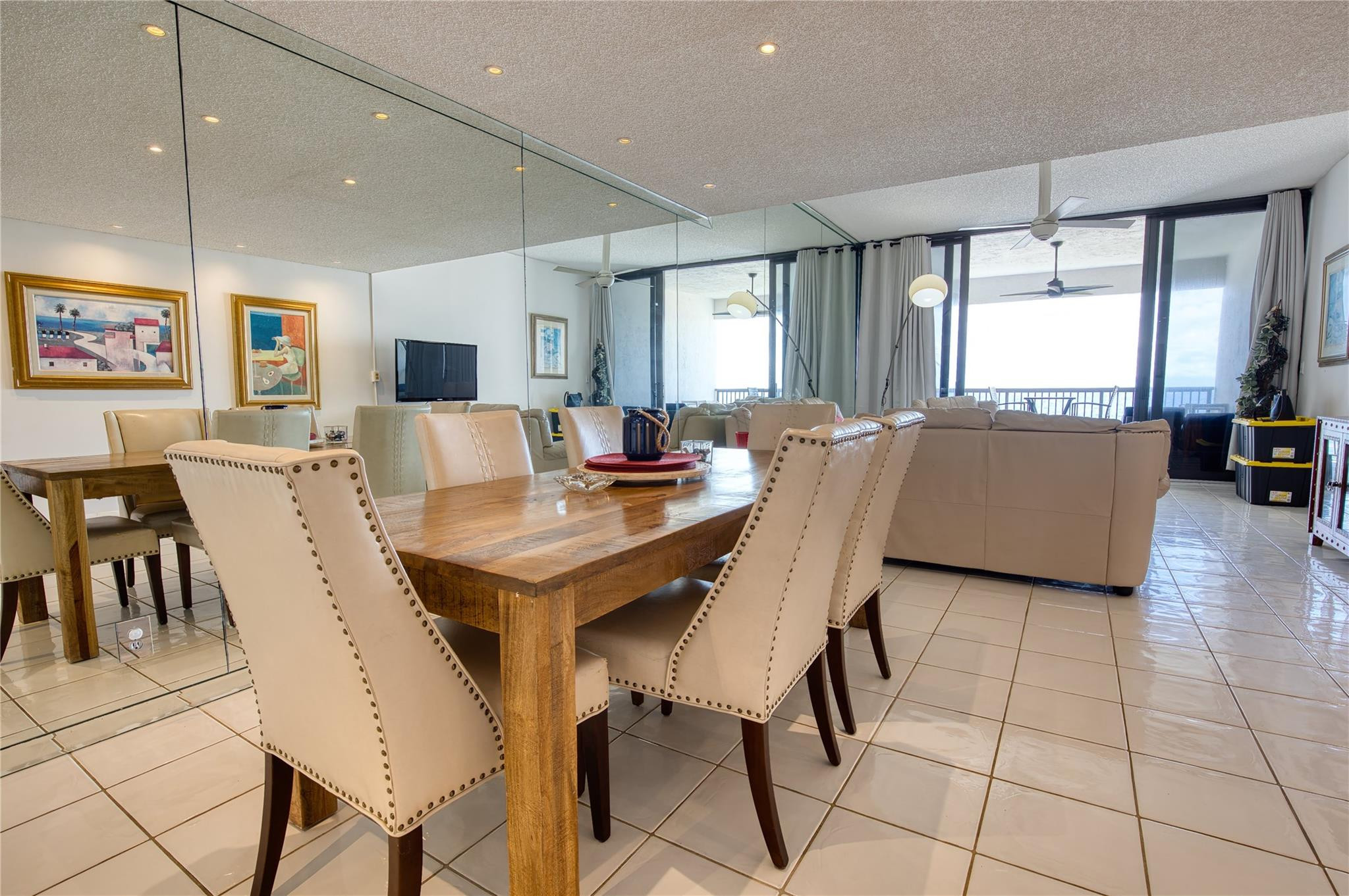 OCEAN TOWNHOUSES CONDO - Residential