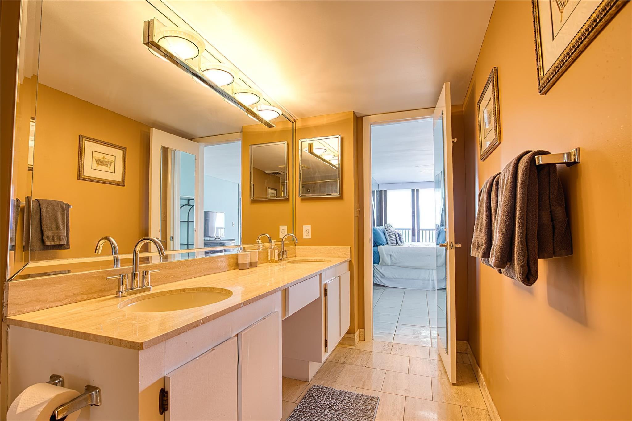 OCEAN TOWNHOUSES CONDO - Residential