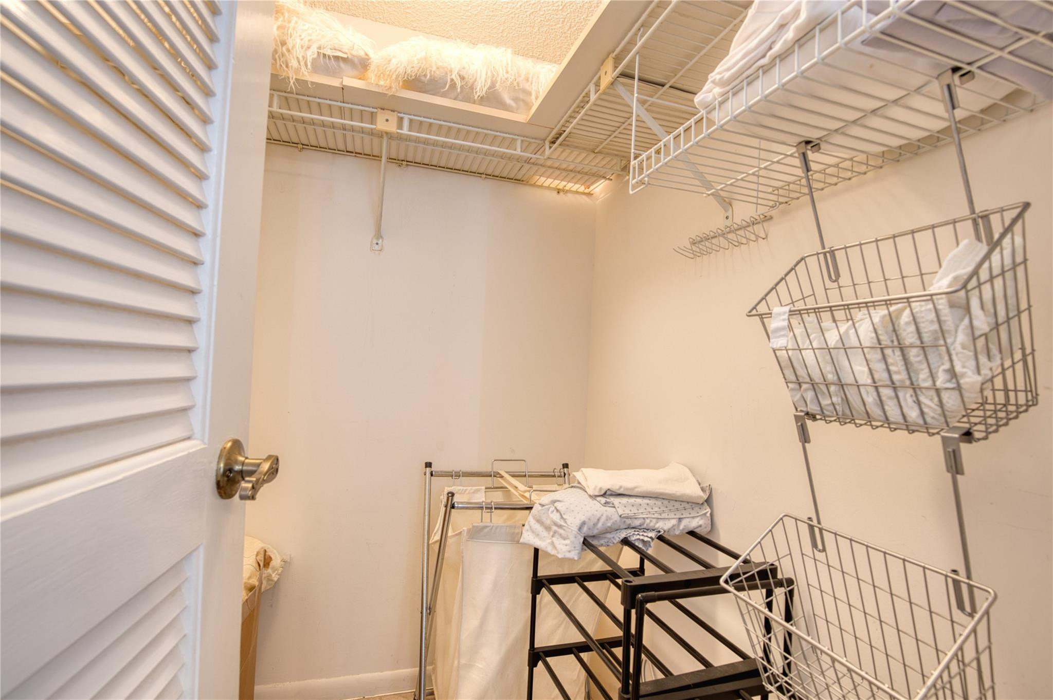 OCEAN TOWNHOUSES CONDO - Residential