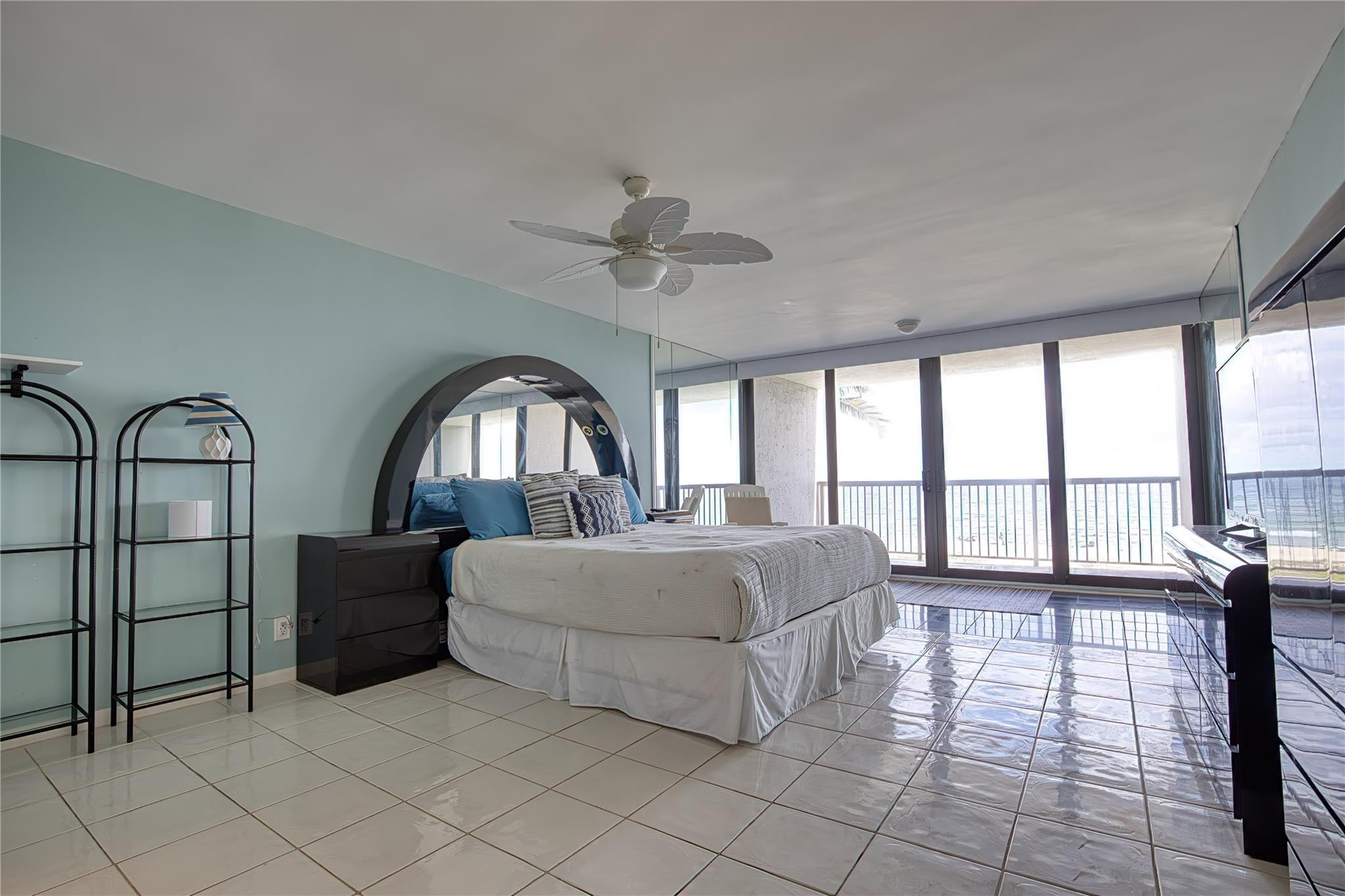 OCEAN TOWNHOUSES CONDO - Residential