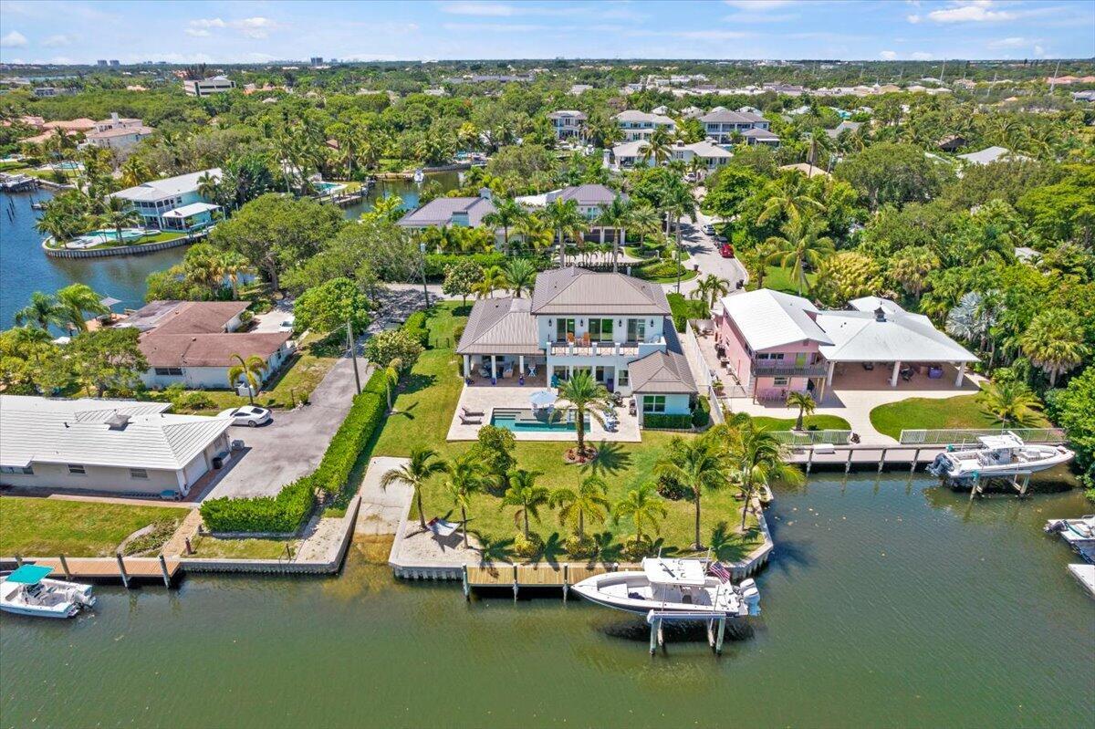 YACHT CLUB ESTATES - Residential