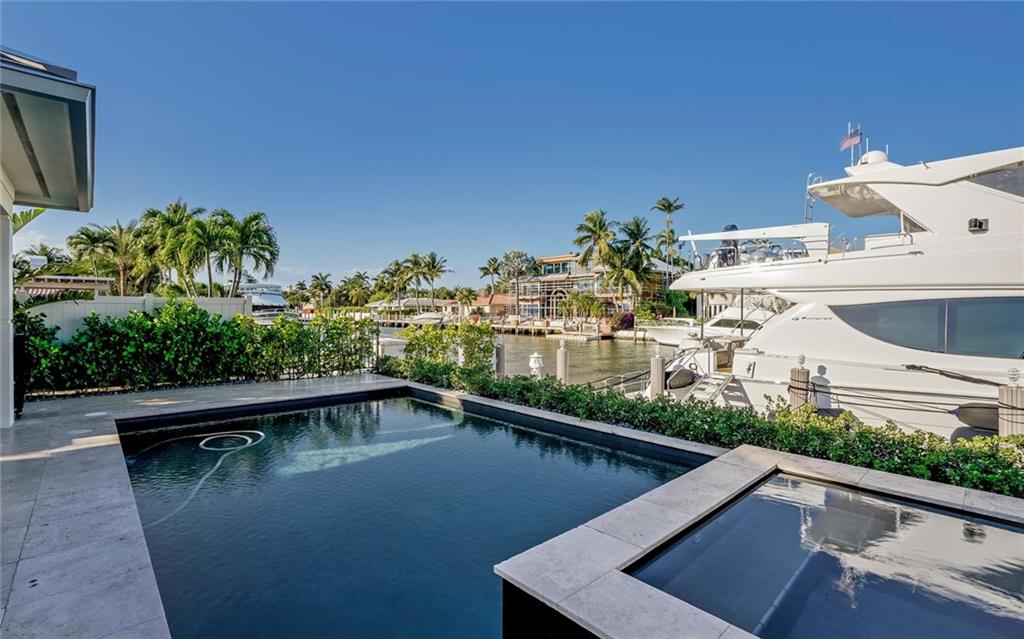 Del Lago Isle 42-2 B - Residential