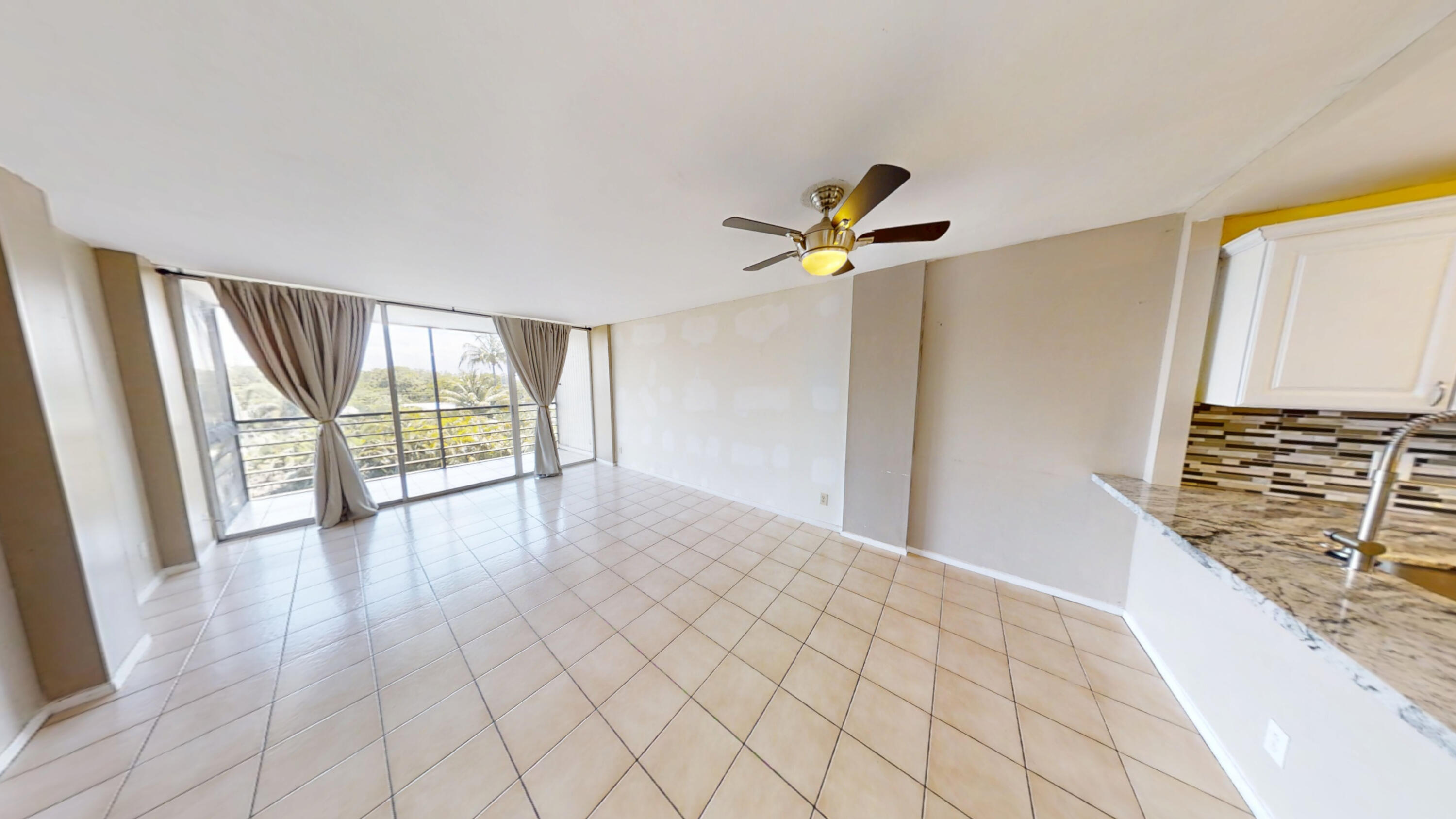 ROYAL PARK CONDO - Residential