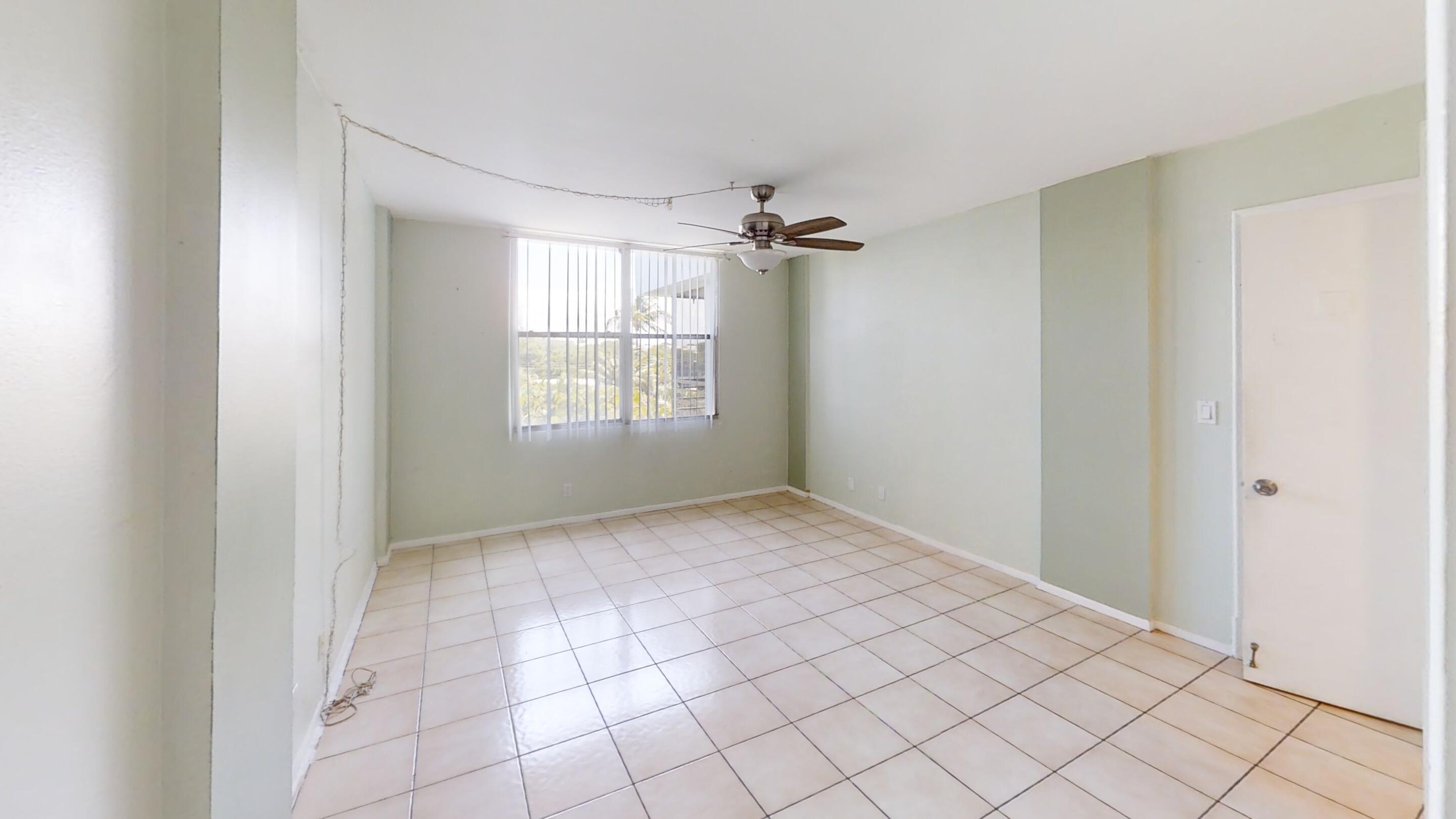 ROYAL PARK CONDO - Residential