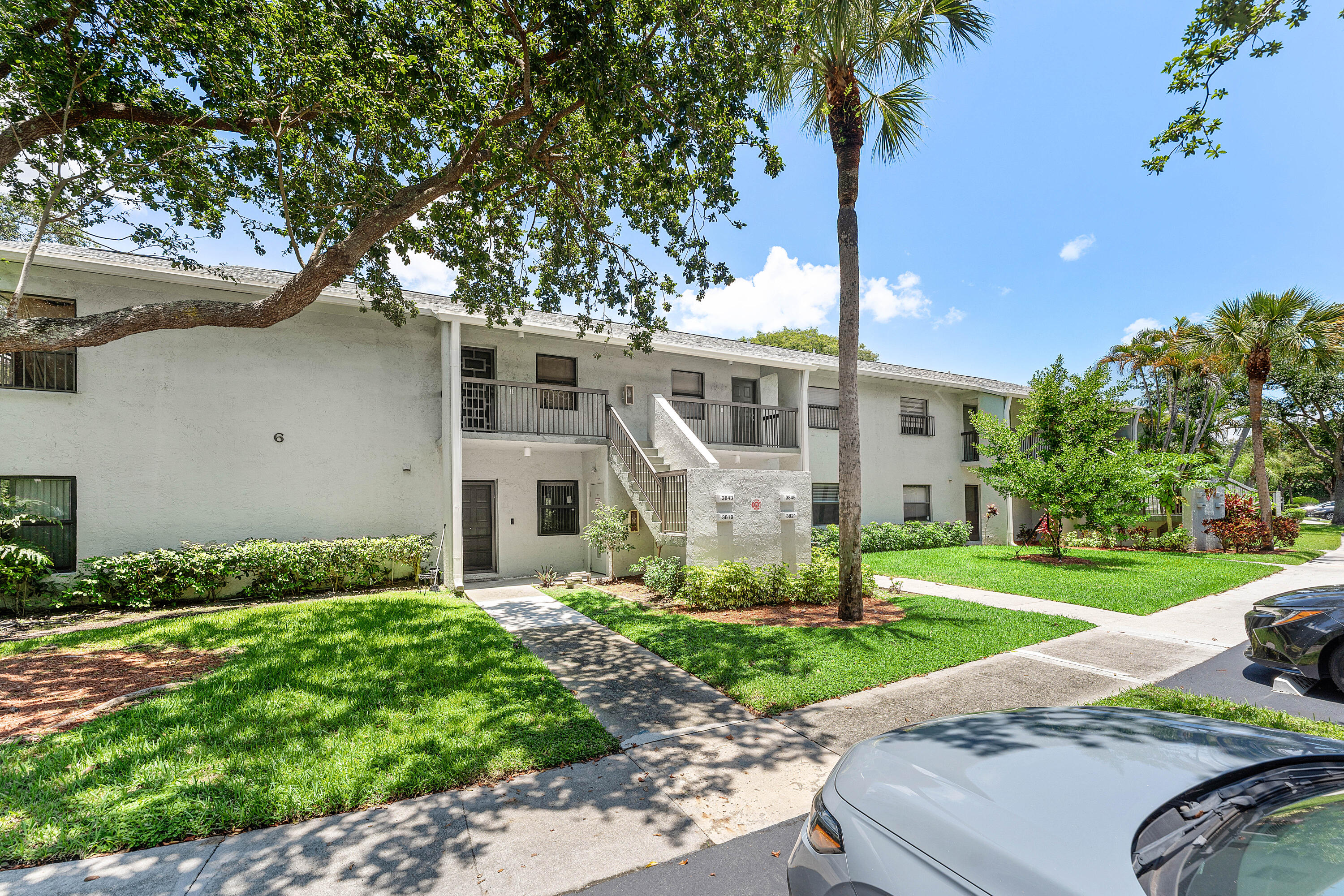 KARANDA VILLAGE IV-C CONDO - Residential