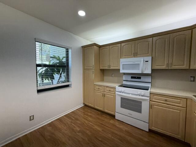 KARANDA VILLAGE IV-C CONDO - Residential