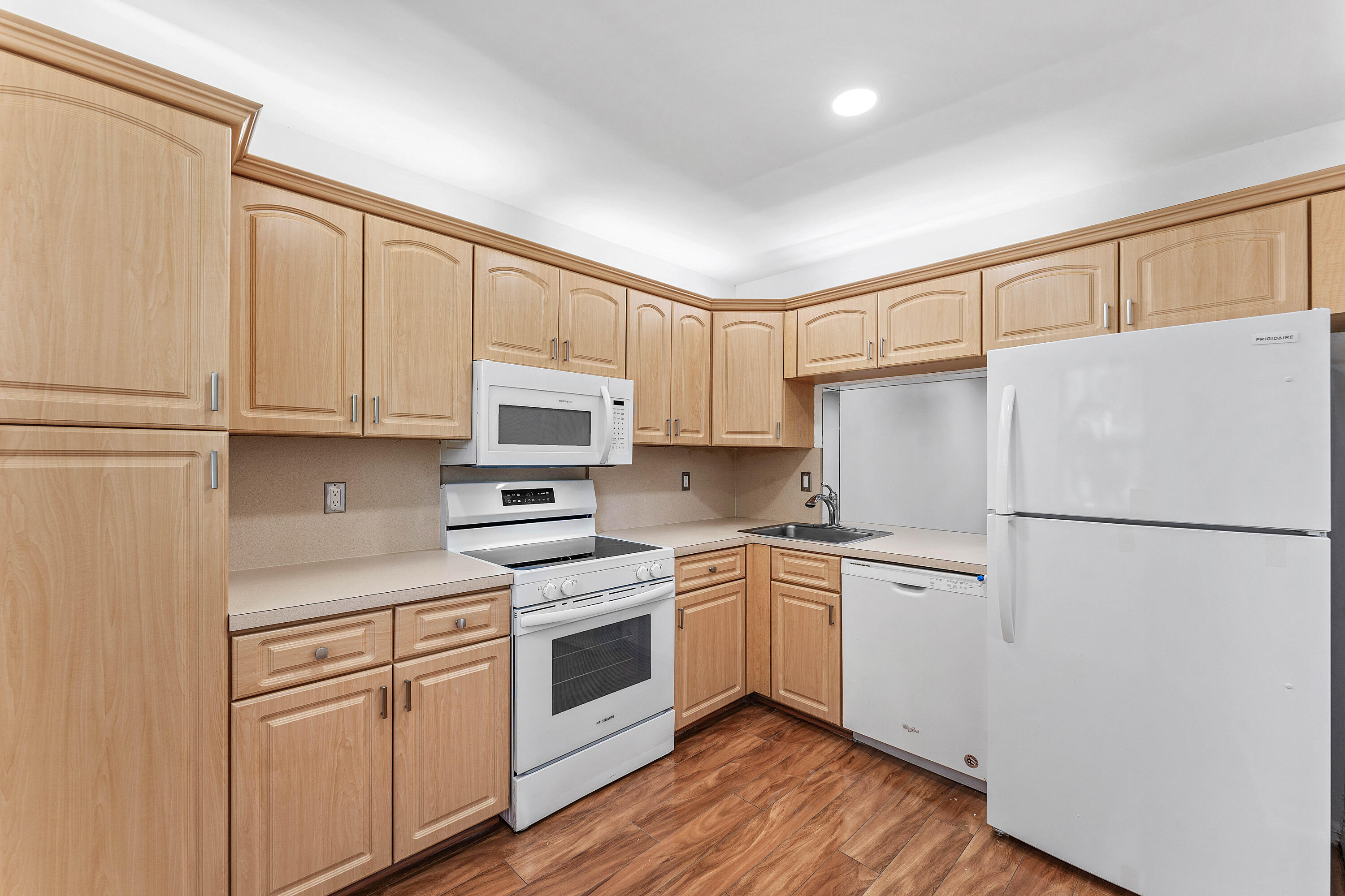 KARANDA VILLAGE IV-C CONDO - Residential