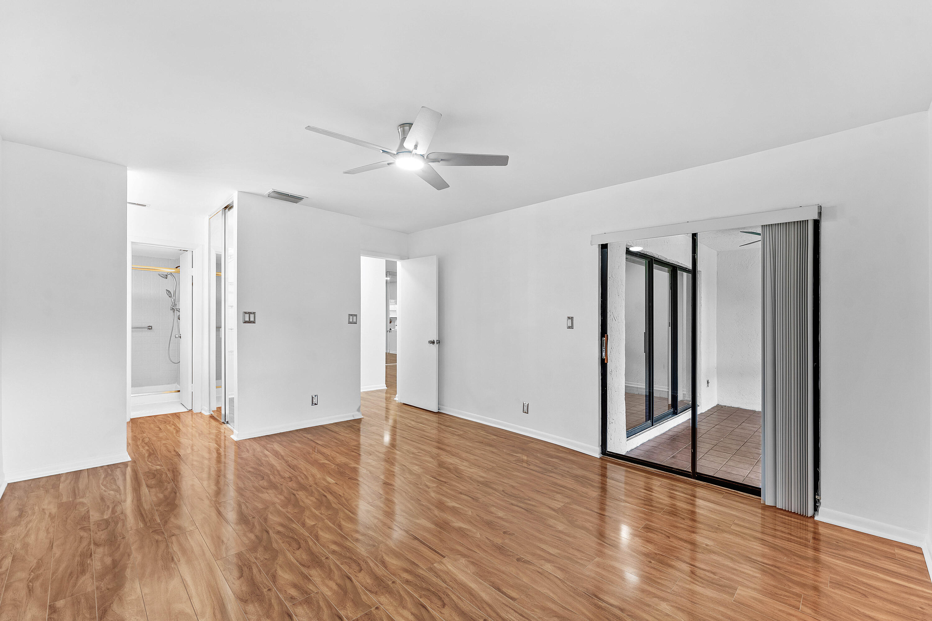 KARANDA VILLAGE IV-C CONDO - Residential